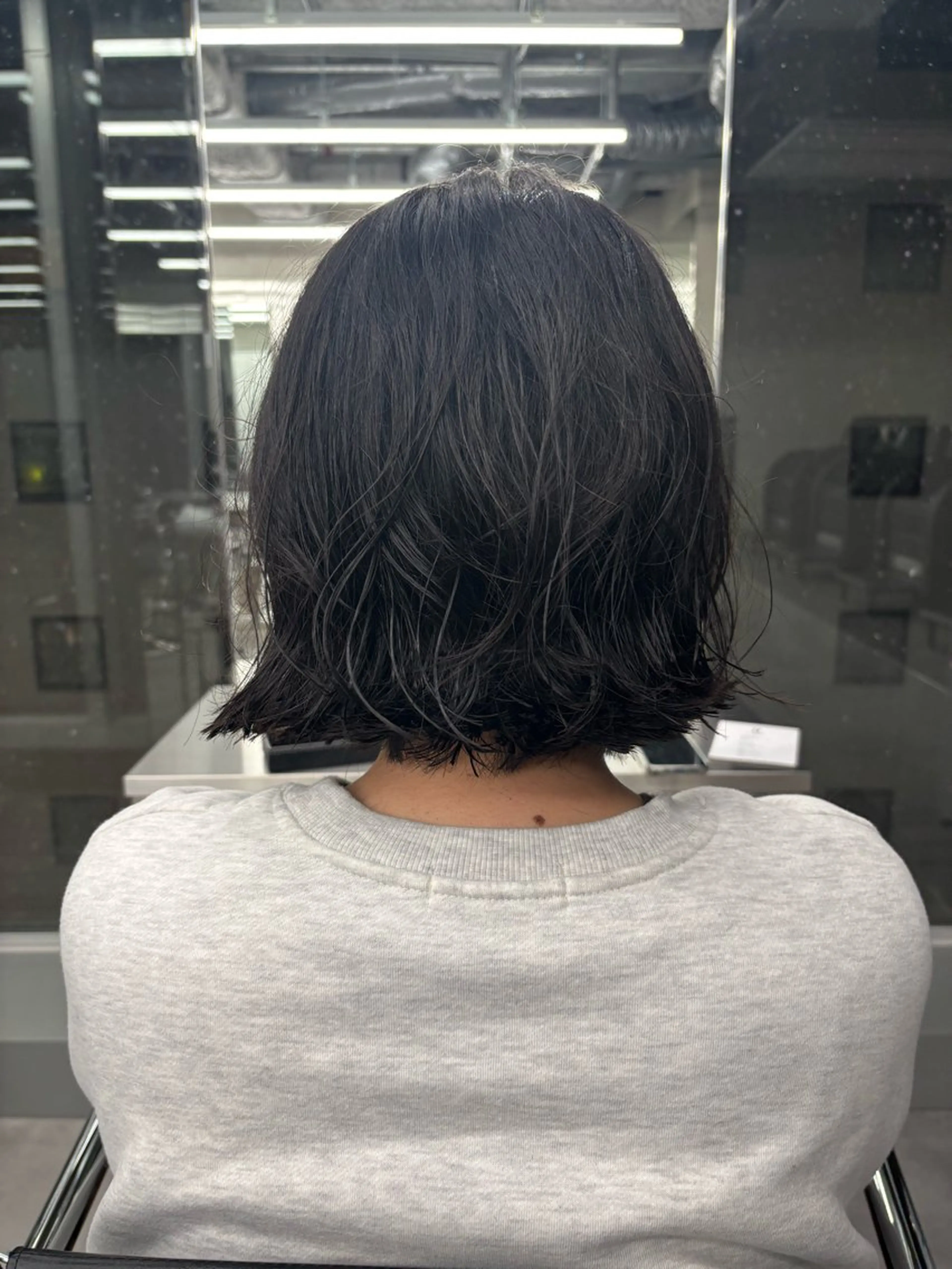 ショート パーマ 佐藤 莉子のヘアスタイル