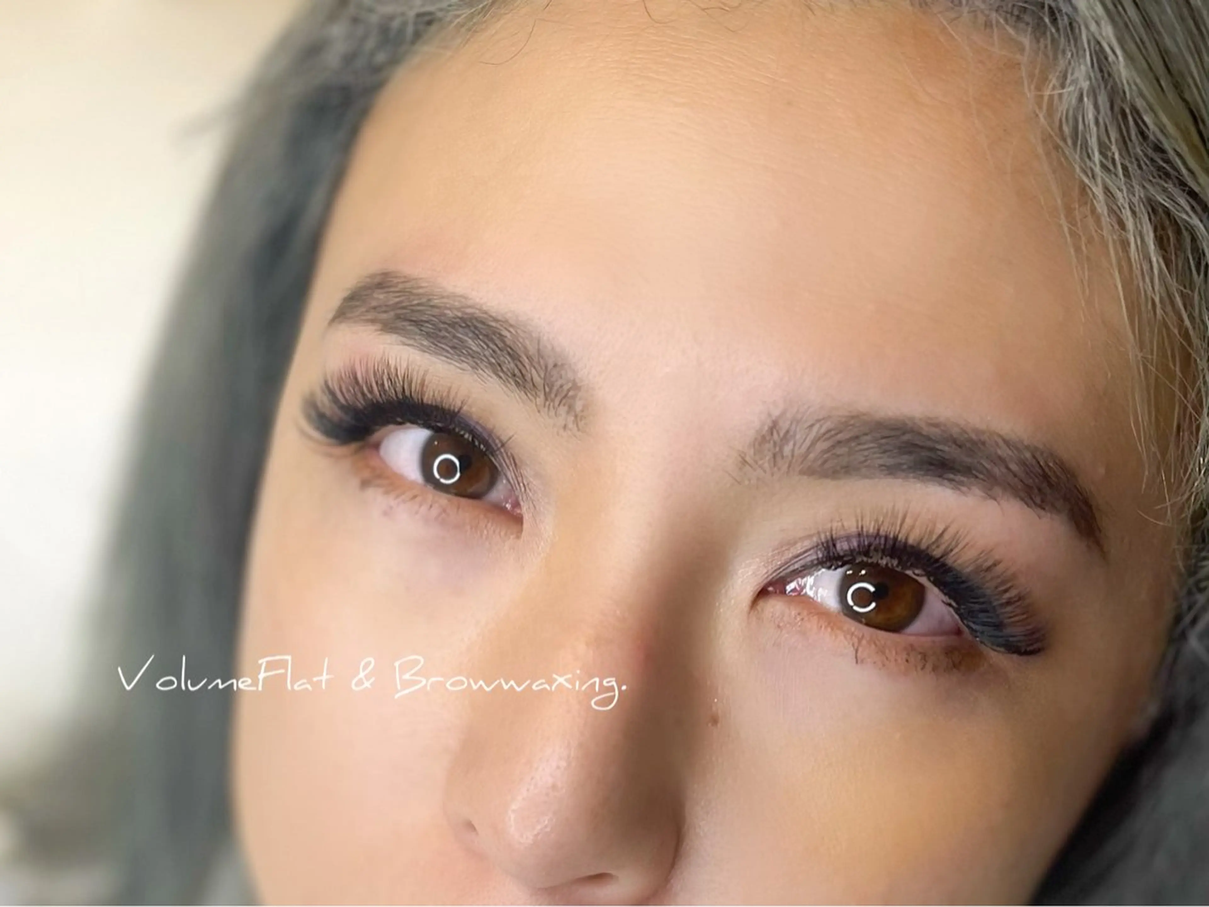 マツエク・マツパ ボリュームラッシュ マツエク mzh ...のネイルデザイン