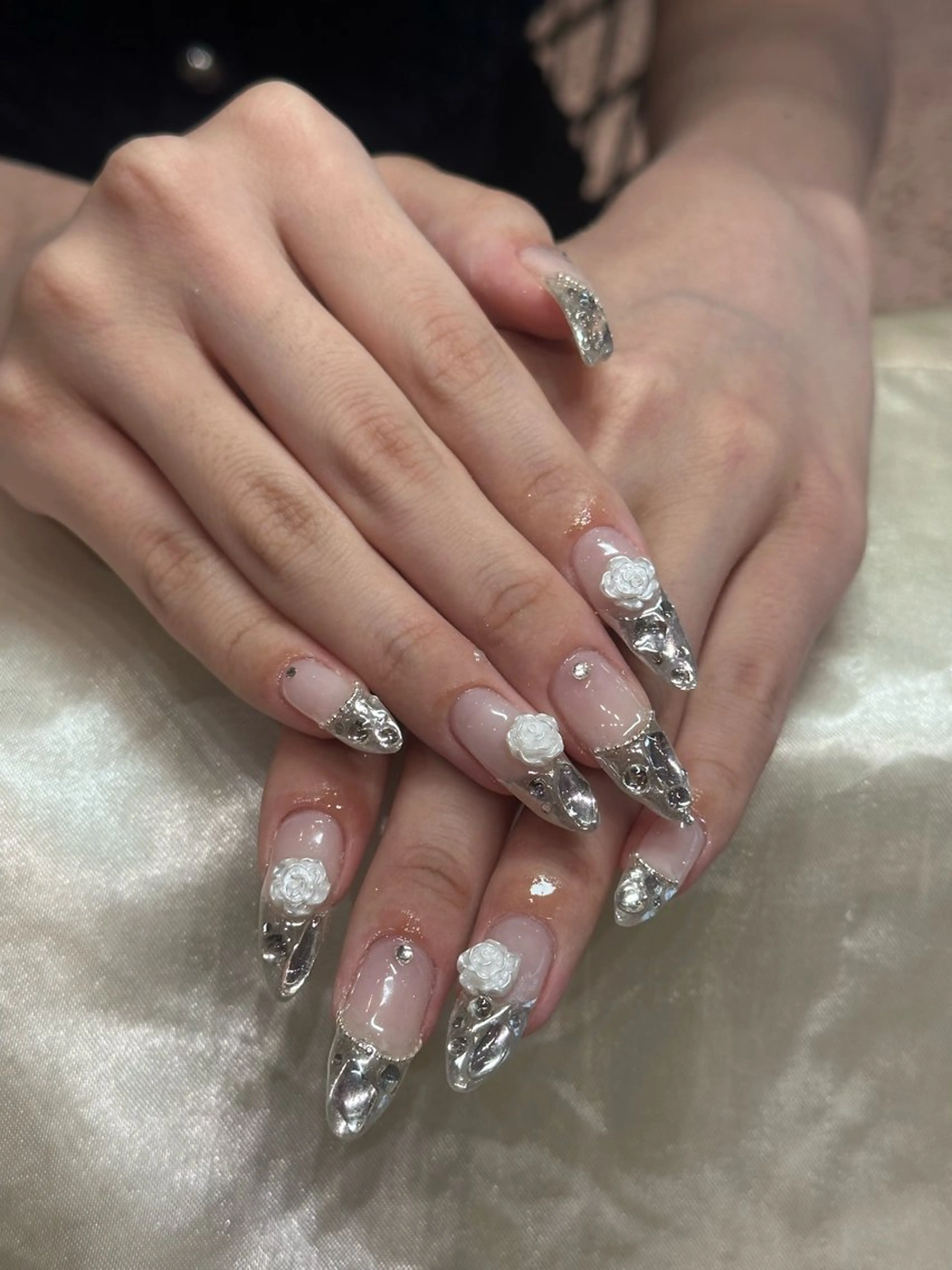 ネイル Roy 心斎橋 IINUMAのネイルデザイン