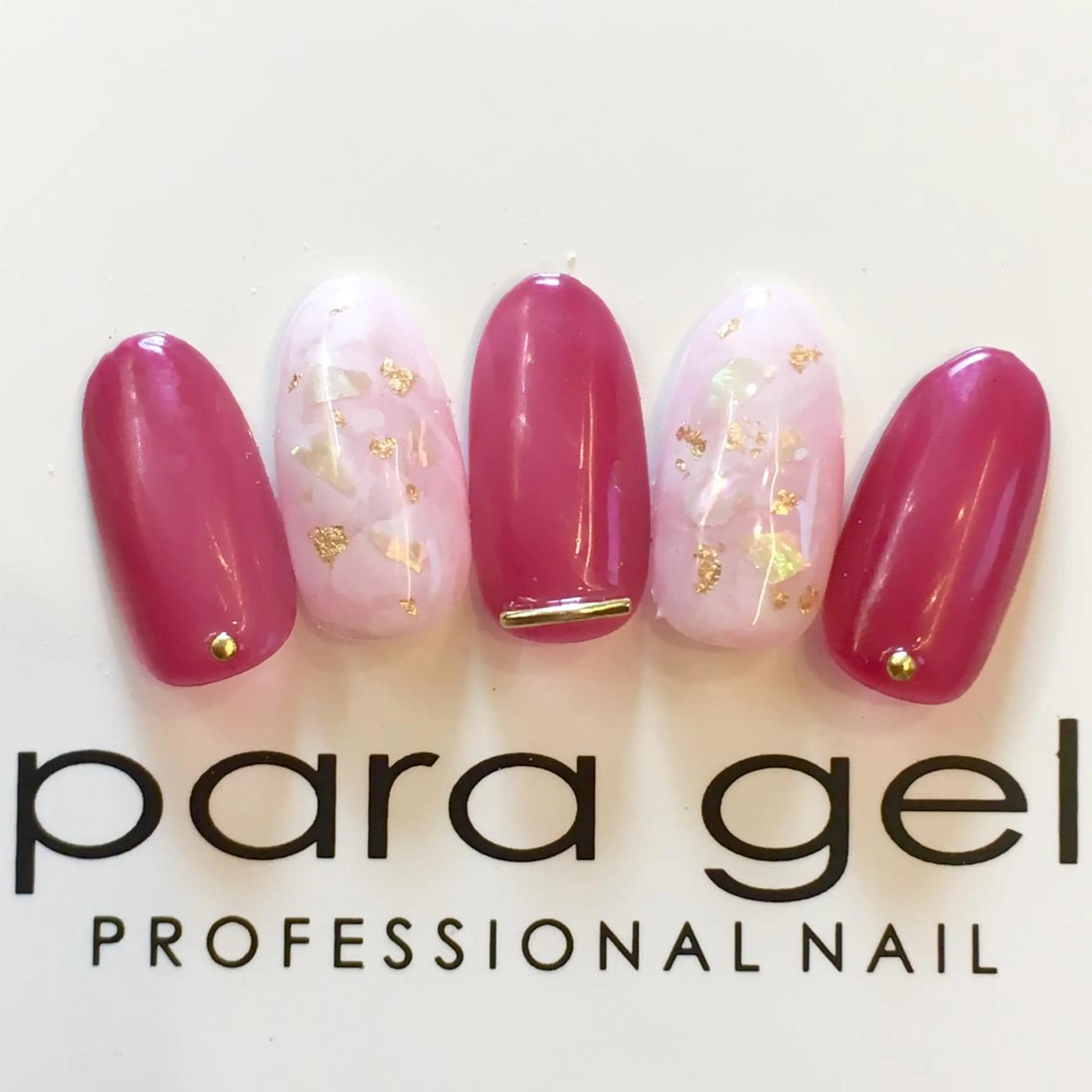 ネイル フットネイル ジェルネイル パラジェル 冬ネイル clover nailのネイルデザイン