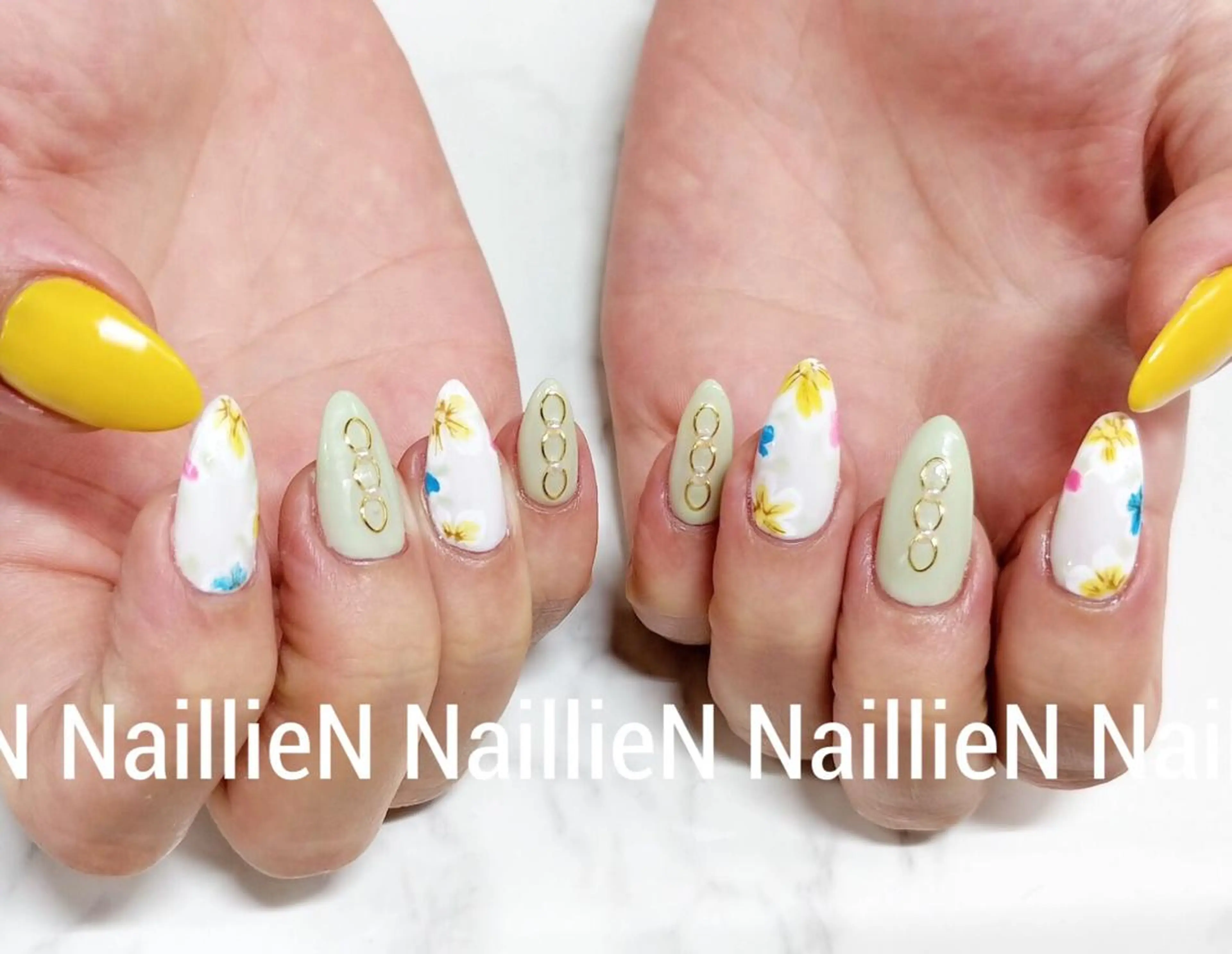 ネイル フラワーネイル Nail lieNのネイルデザイン