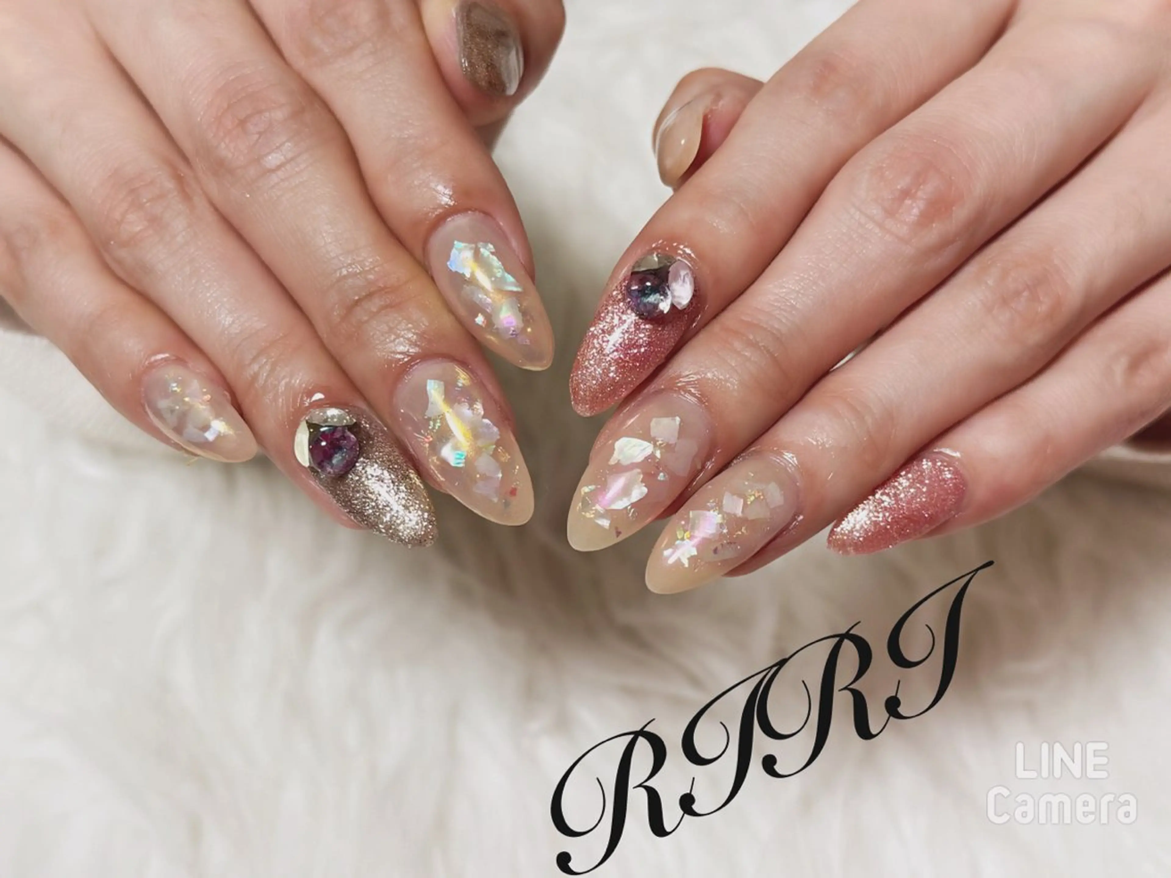 ネイル ジェルネイル キラキラネイル ラメ(グリッター) ショートネイル 春ネイル ハンドネイル riri オーナーのネイルデザイン