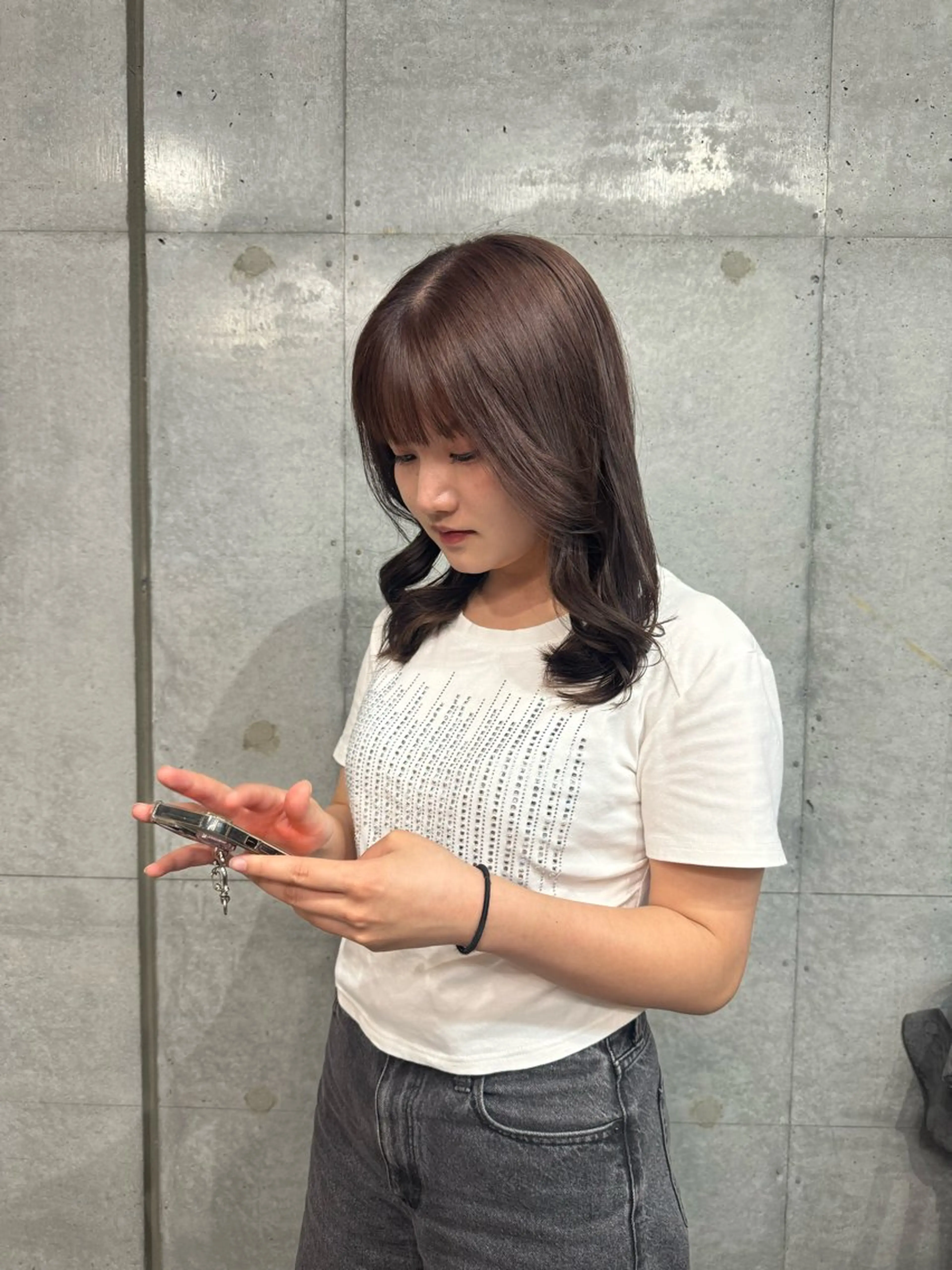 カラー 艶髪/ハイトーン モカのヘアスタイル