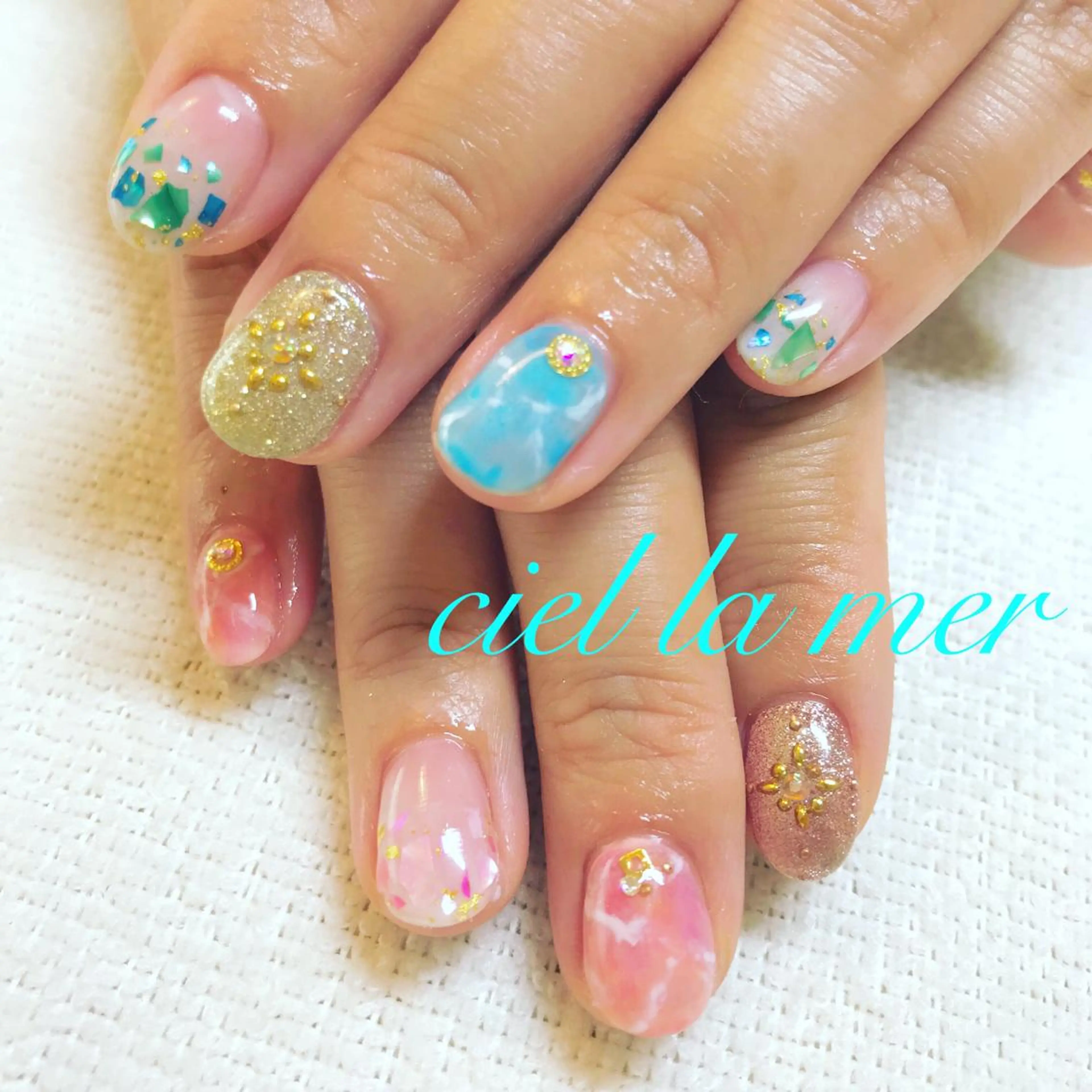 ネイル ハンドネイル フットネイル ciel la merのネイルデザイン