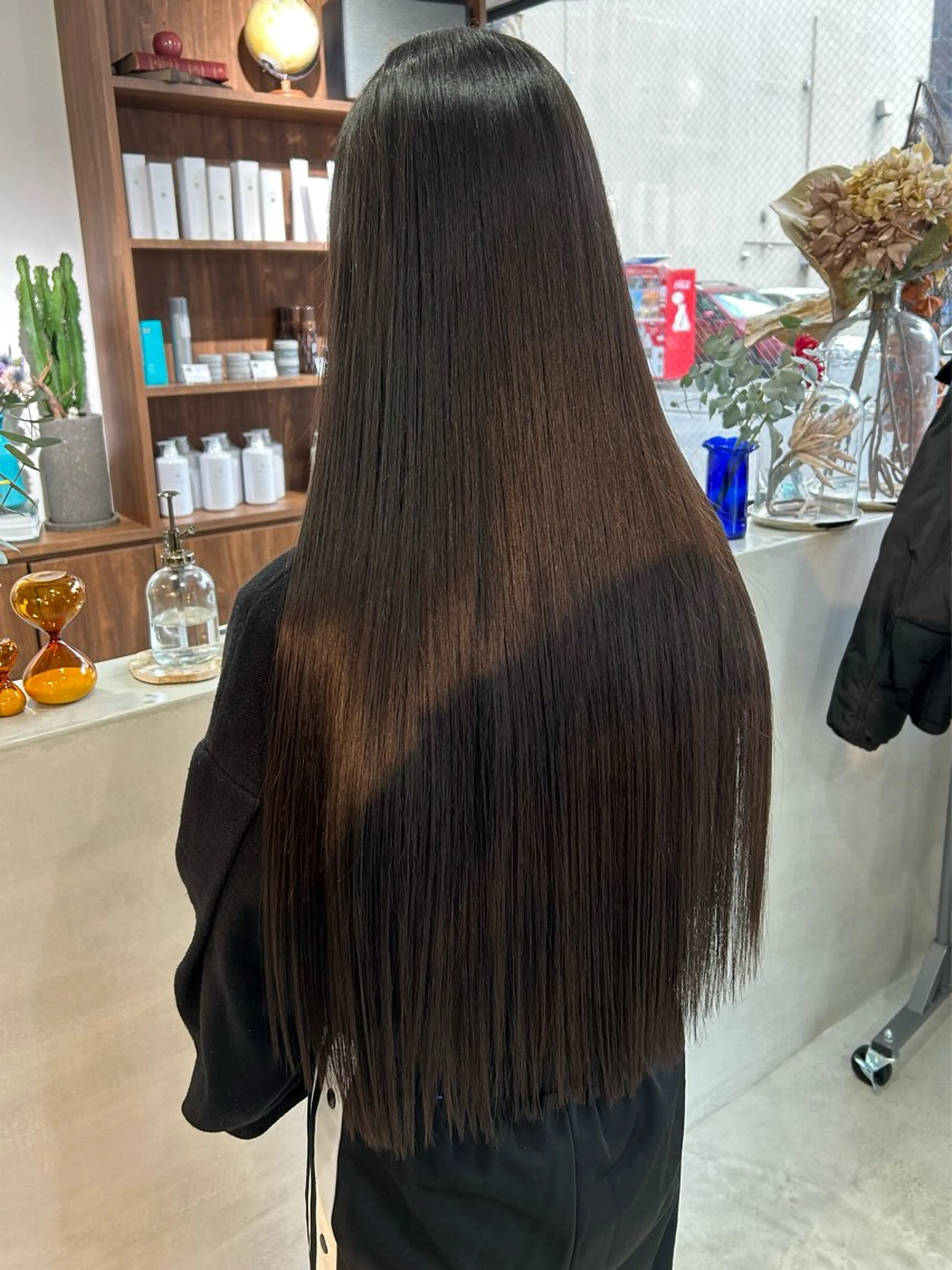 ロング ロング トリートメント カット 縮毛矯正 トリートメント (h)wim kikoのヘアスタイル