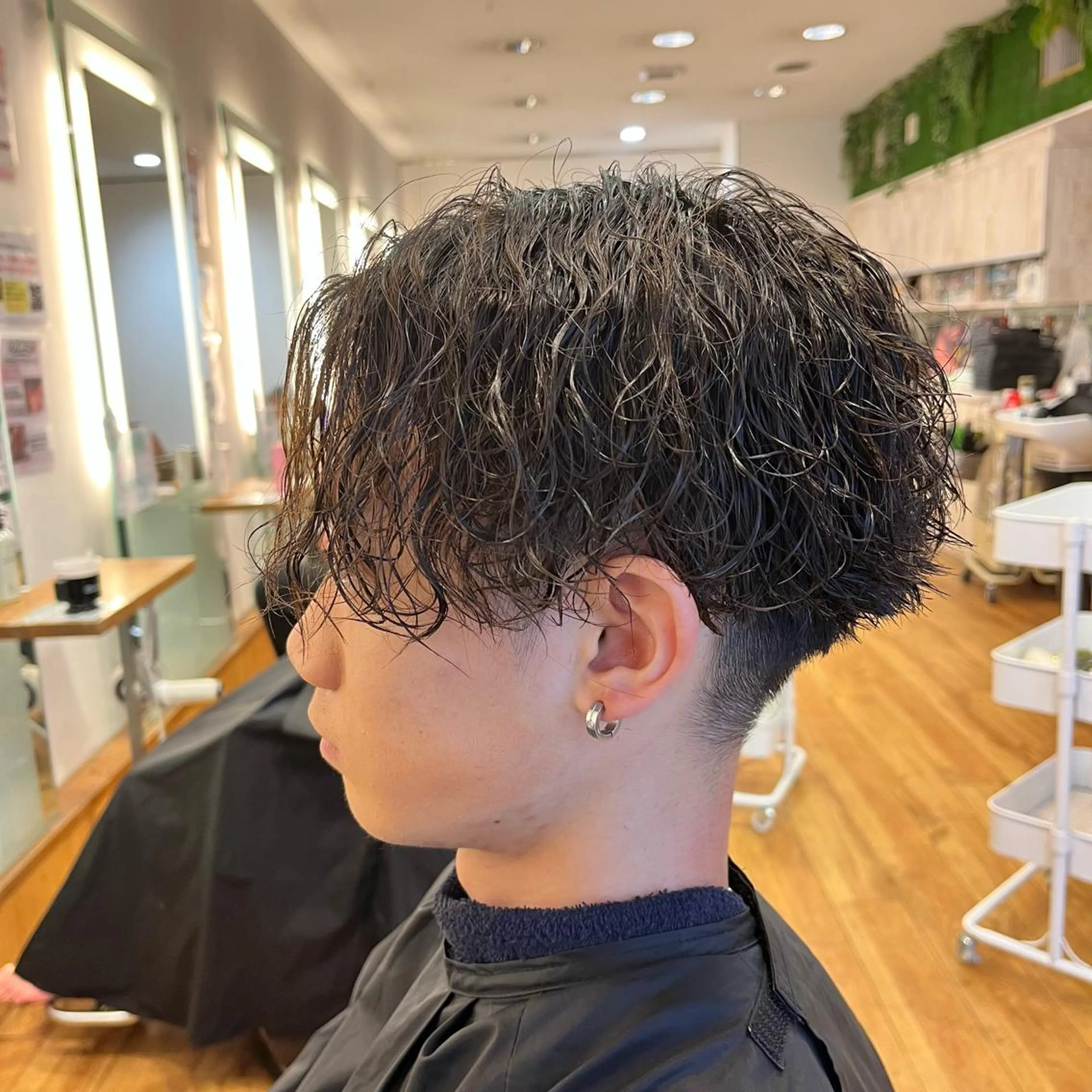 ミディアム カラー パーマ ヘアアレンジ メンズ カット パーマ メンズ特化 美容師かずまのヘアスタイル