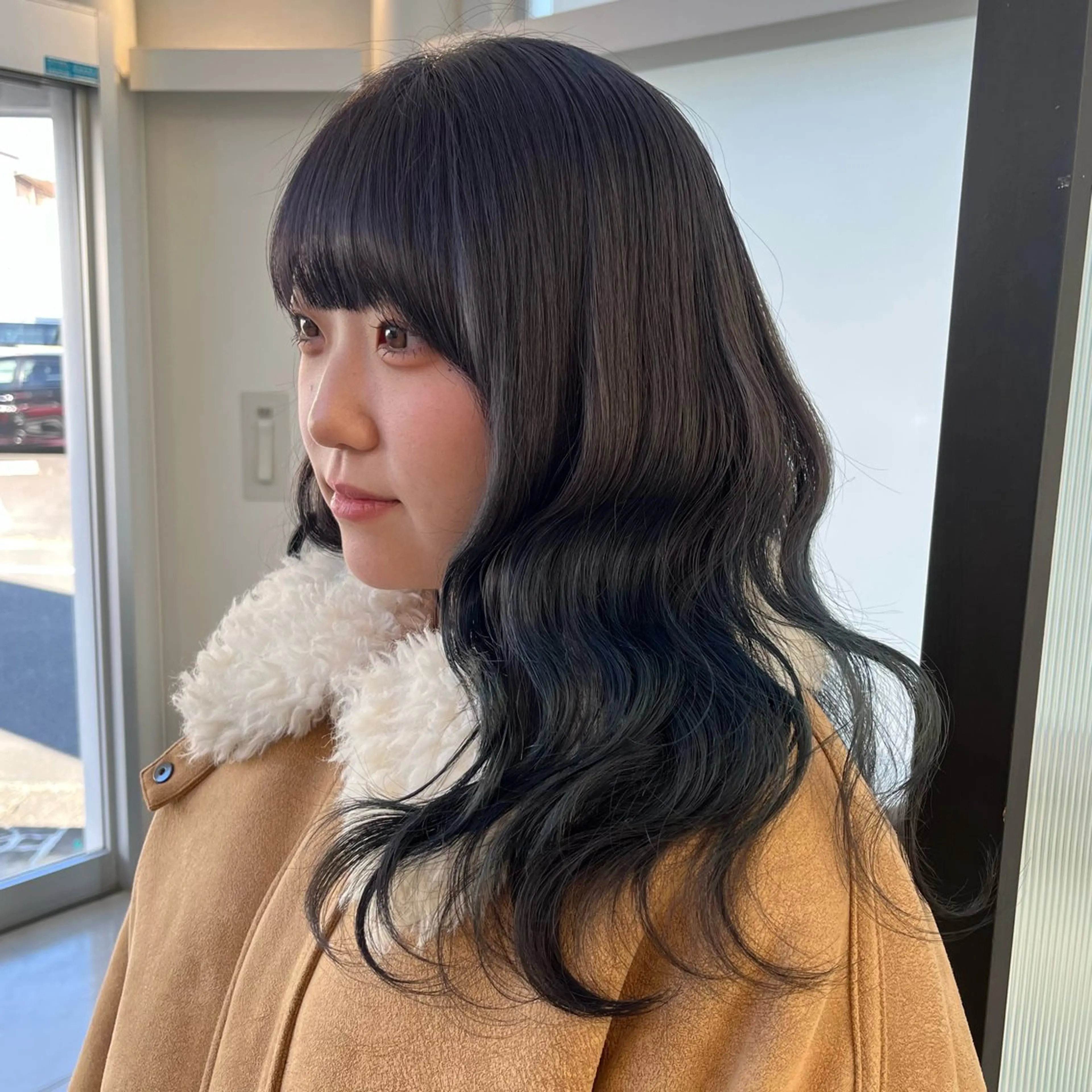 ロング カラー パーマ/ハイトーン/ レイヤー/伊藤萌のヘアスタイル