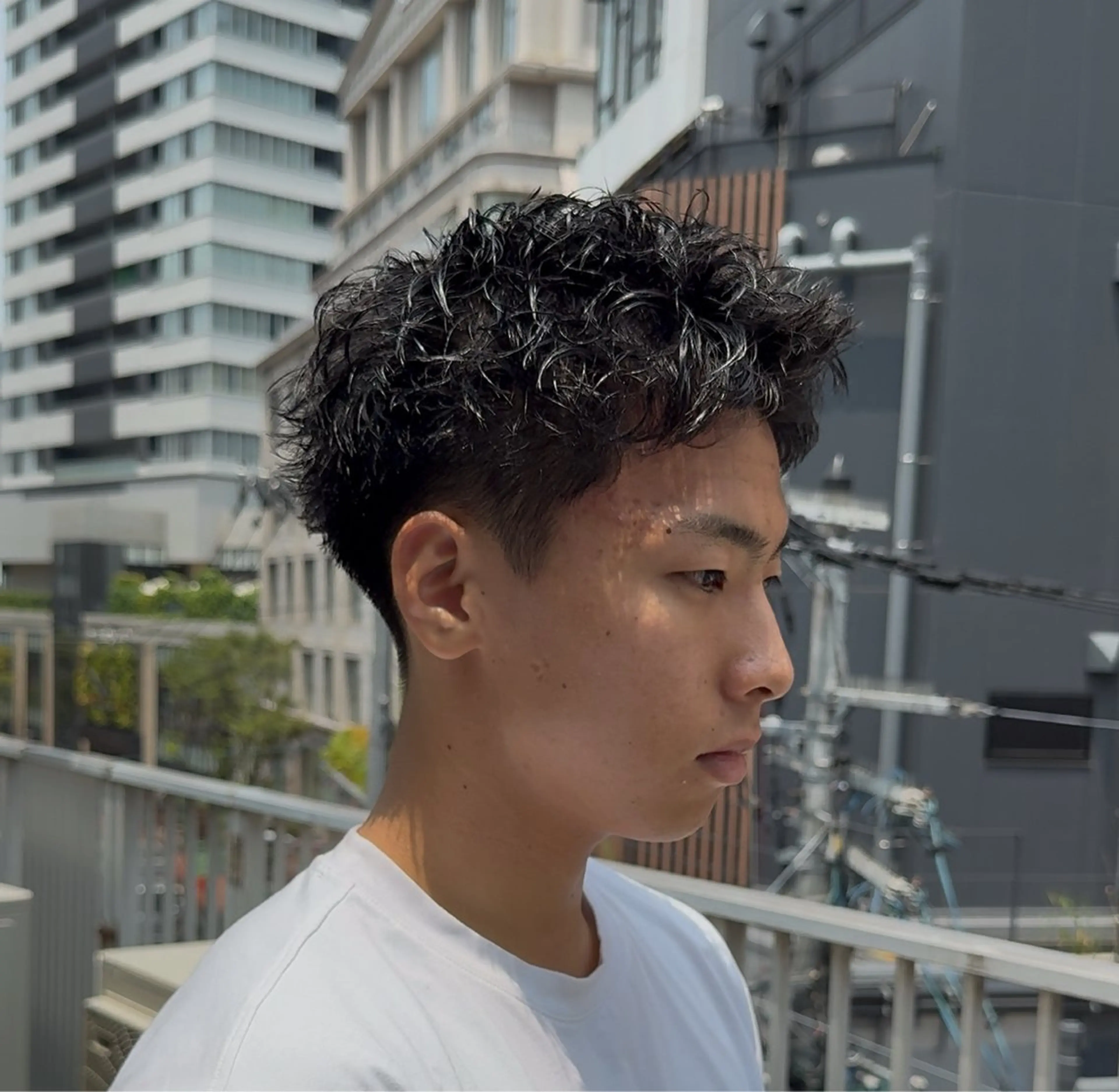 パーマ メンズ SALOWIN梅田茶屋町North店所属・岡田/メンズ特化/パ ーマ&ショートのプロのヘアスタイル