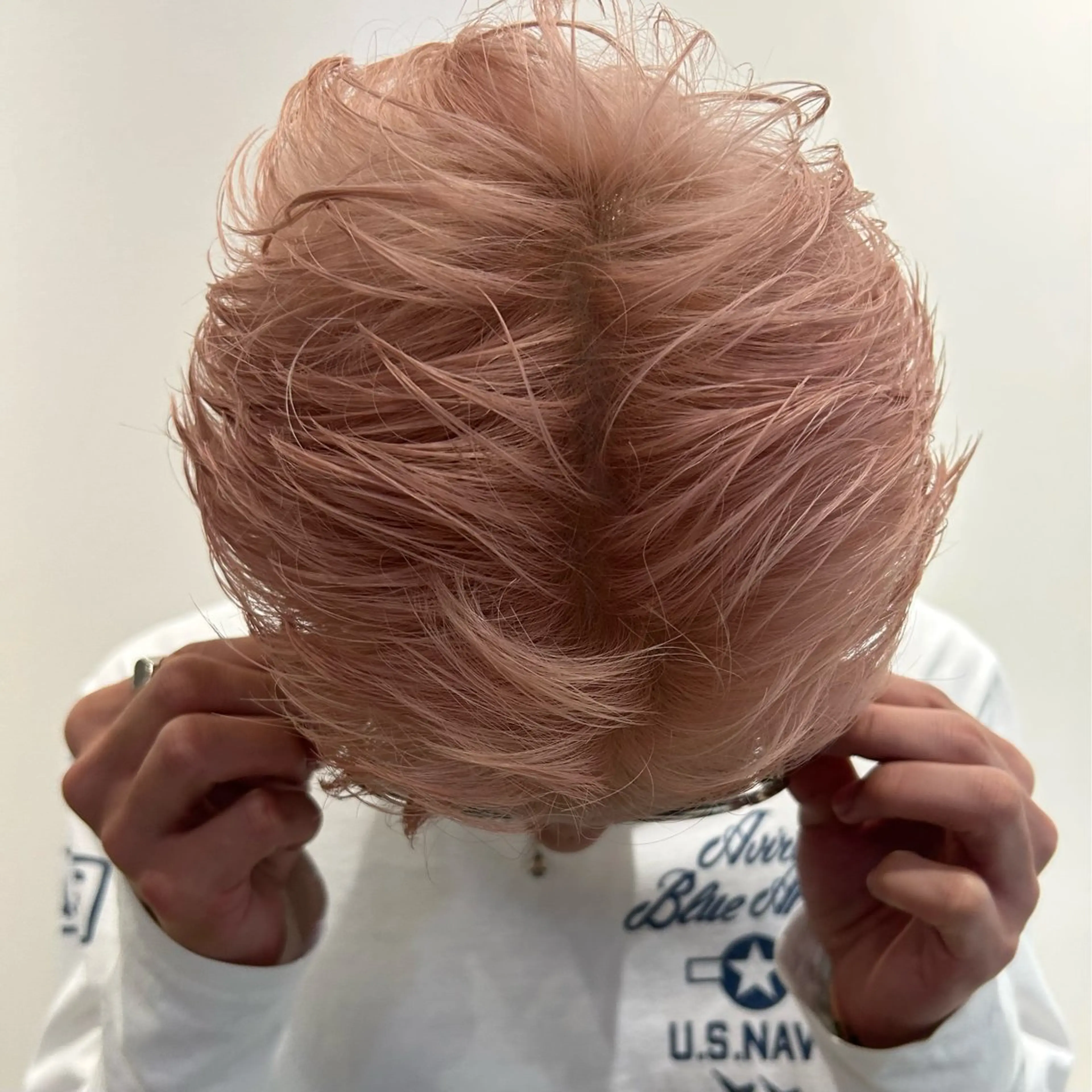 ショート カラー メンズ メンズブリーチ ブリーチ ブロンド ピンクカラー ヘアカラー 田中 遥陽のヘアスタイル