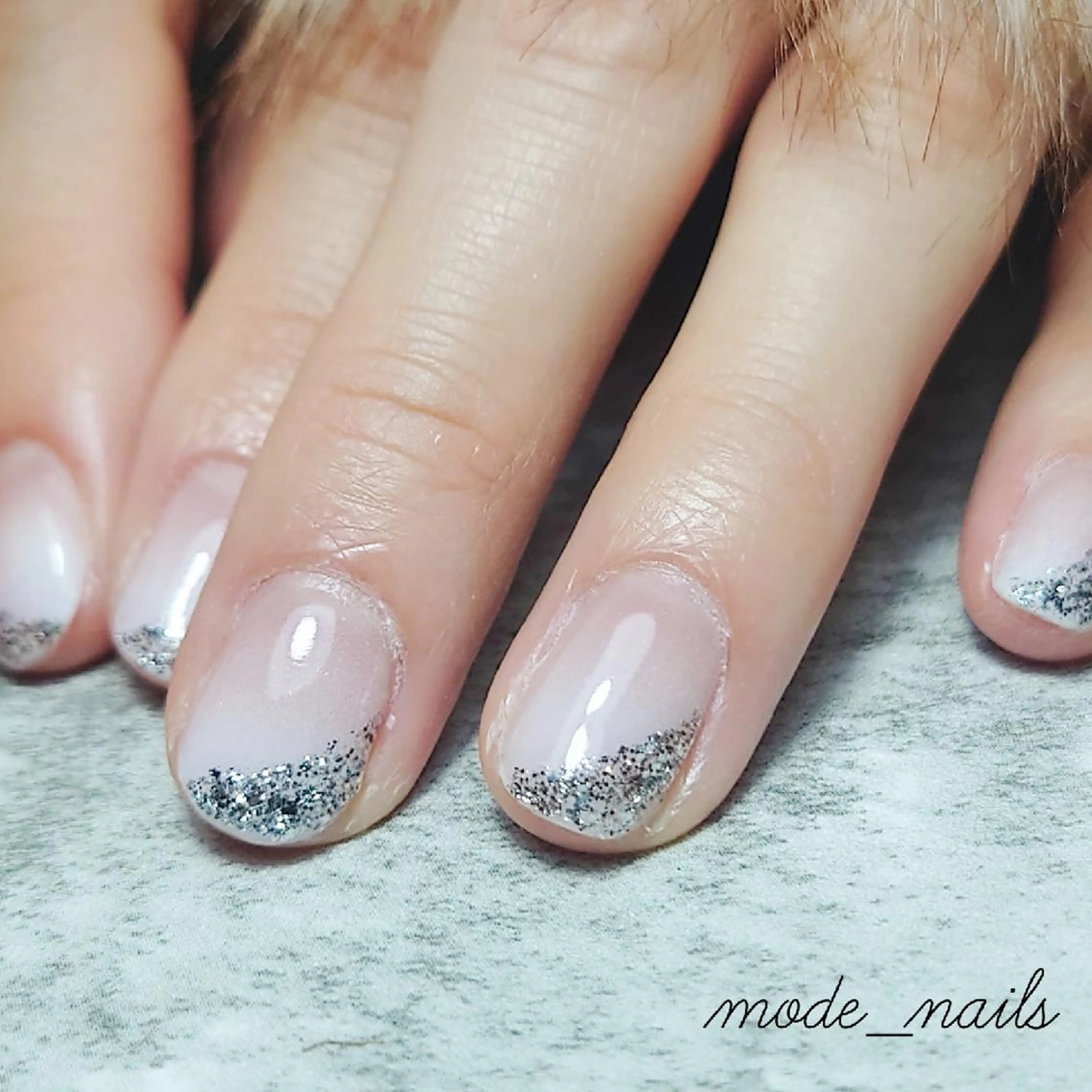 ネイル グラデーション 滋賀県草津市ネイル mode_nailsのネイルデザイン
