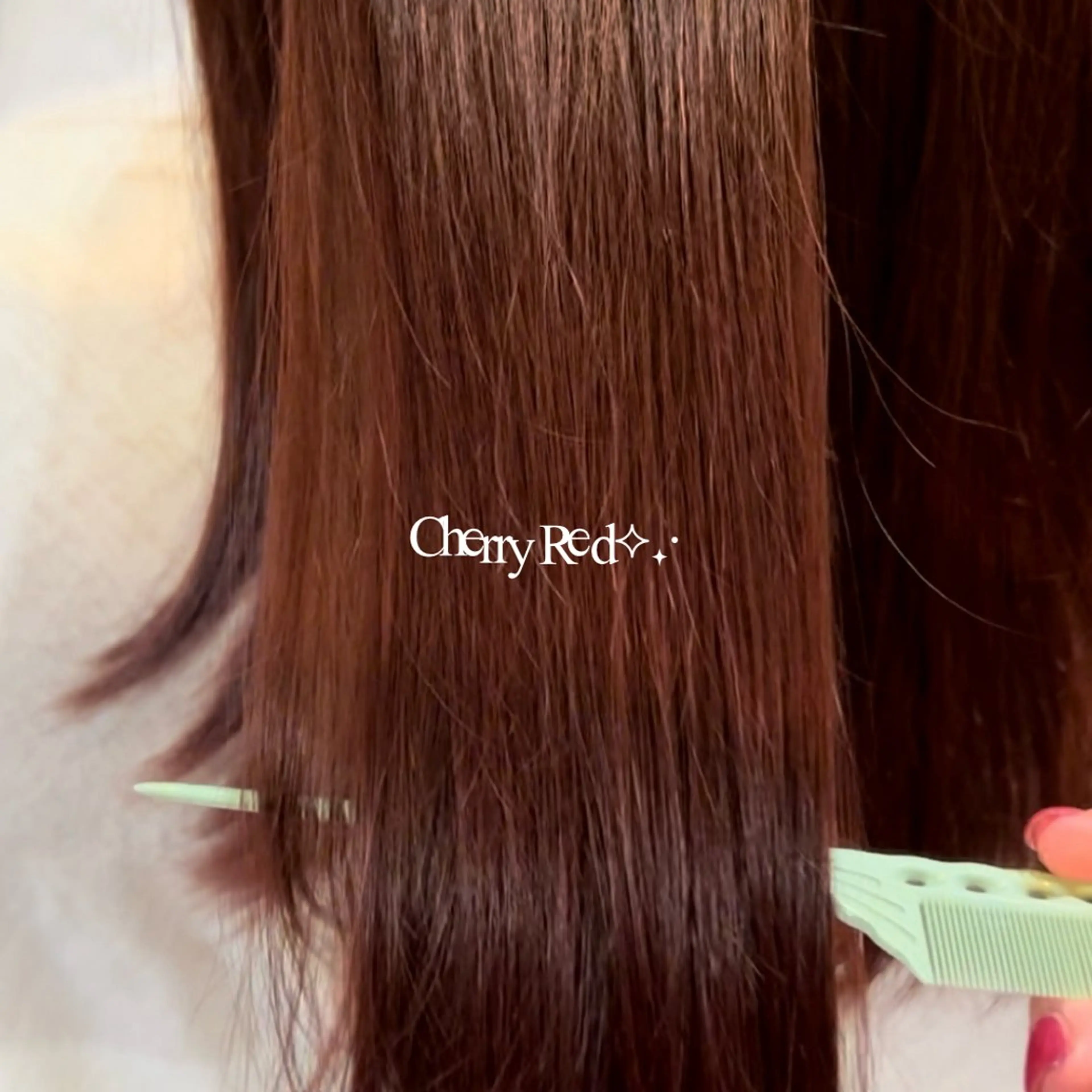 ミディアム カラー ブリーチ ブリーチなしカラー レッドカラー FERIA梅田 hana💫レイヤーのヘアスタイル