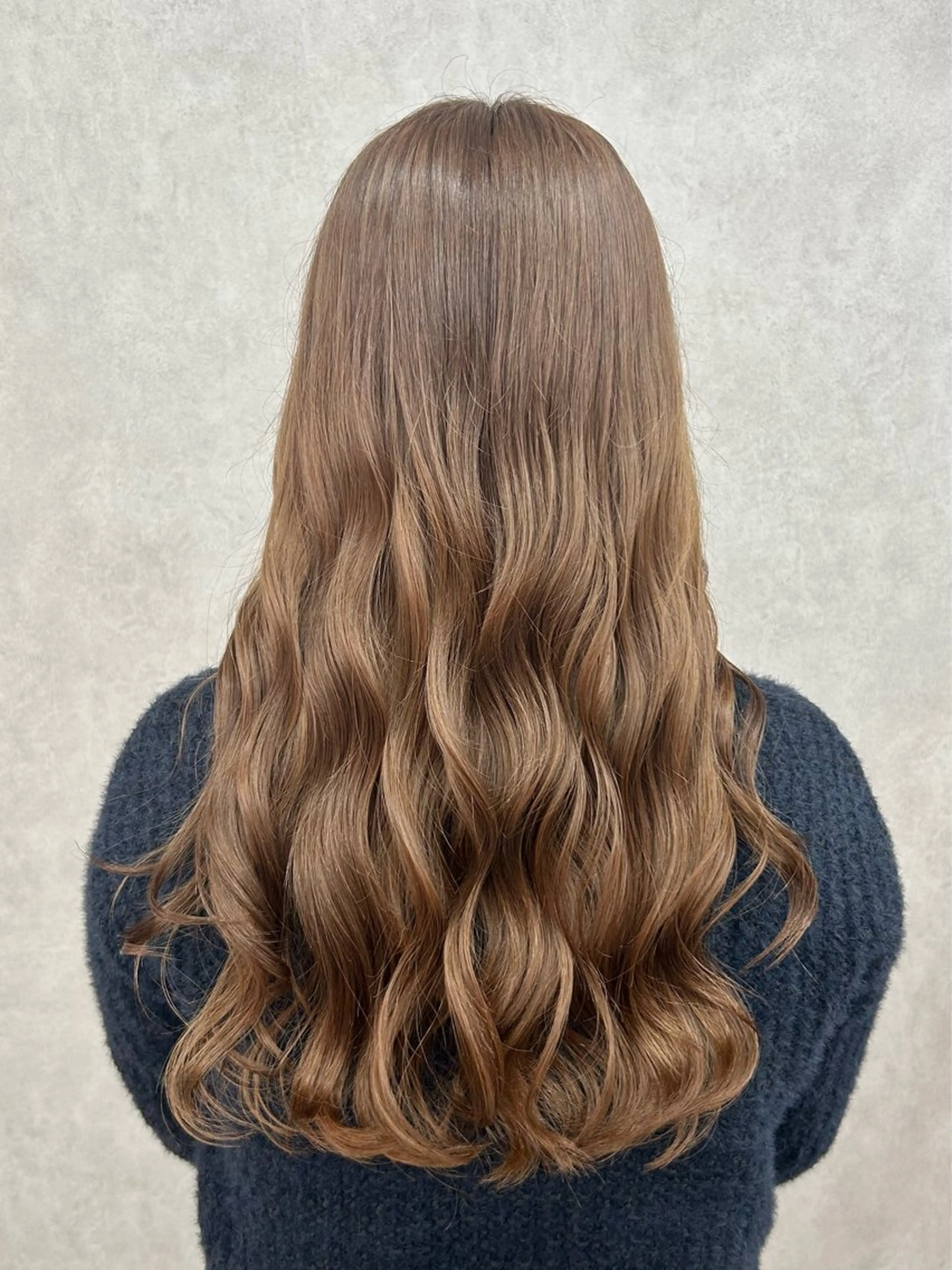 ロング ヘアカラー トリートメント 澤木 愛美のヘアスタイル