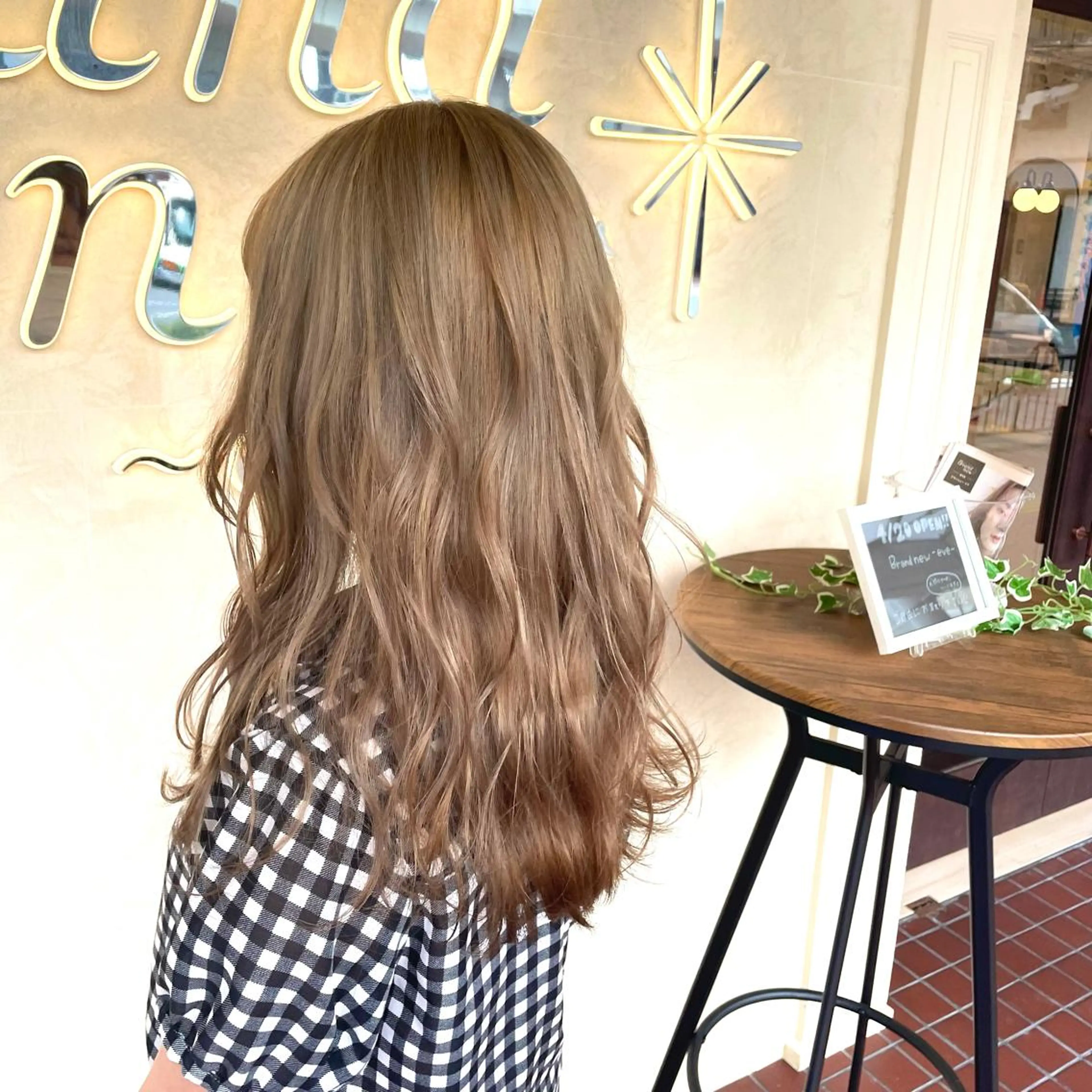 ロング 心斎橋/ブリーチなし 髪質改善/レイヤーのヘアスタイル