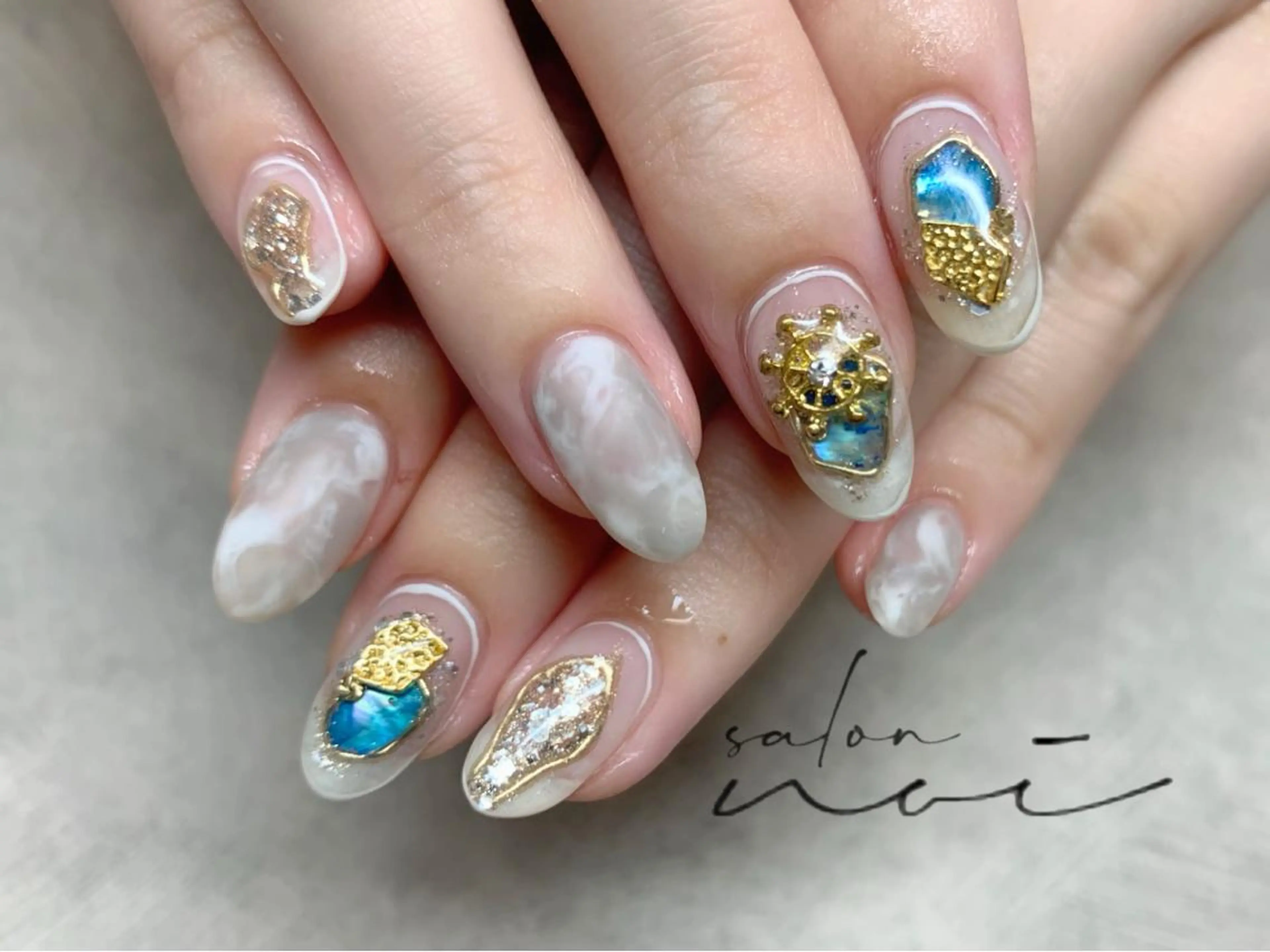 ネイル マットネイル ニュアンスネイル salon noiのネイルデザイン