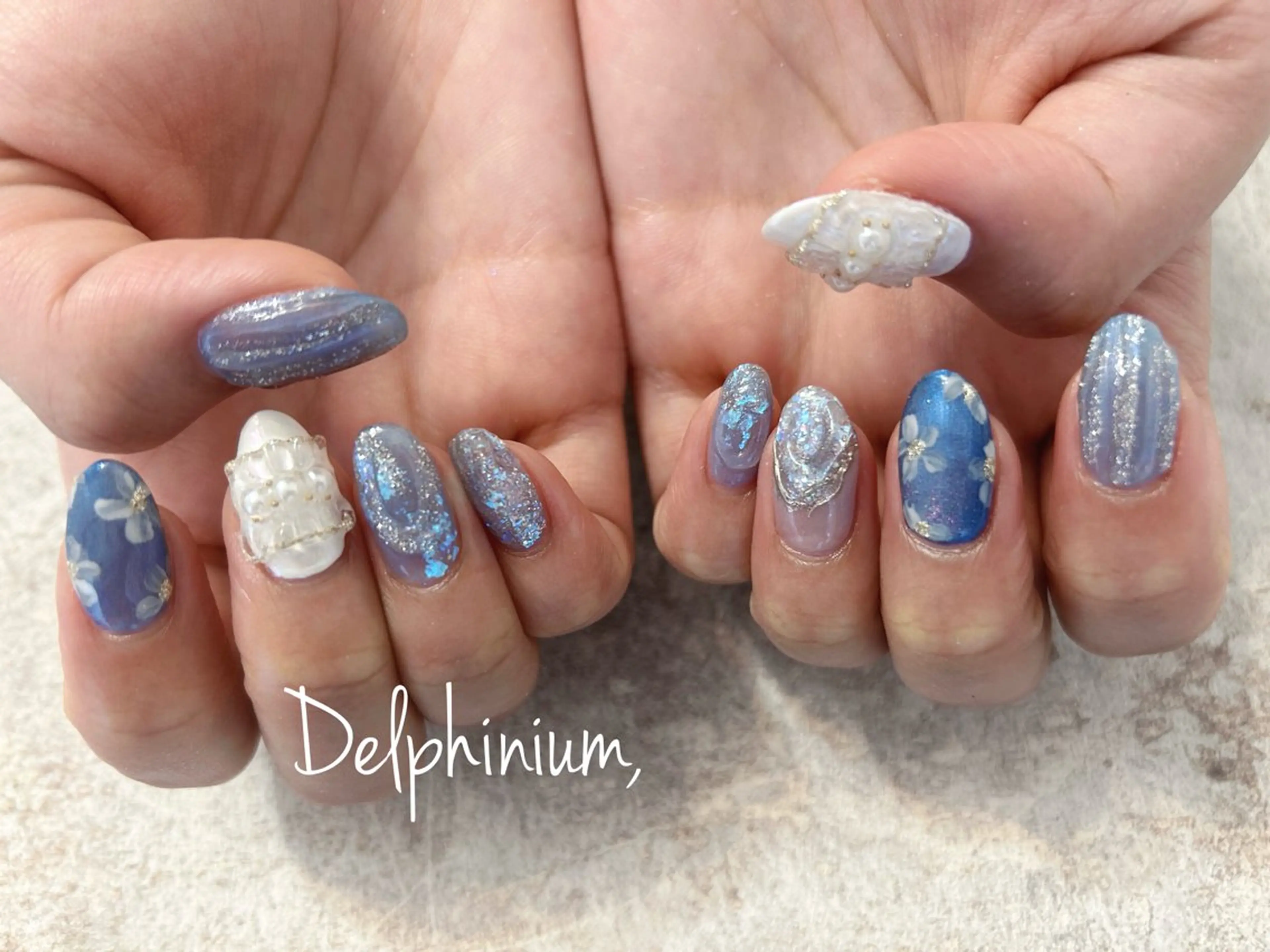 ネイル ブルー 成人式 ニュアンスネイル ハンドネイル 岡本 友恵のネイルデザイン