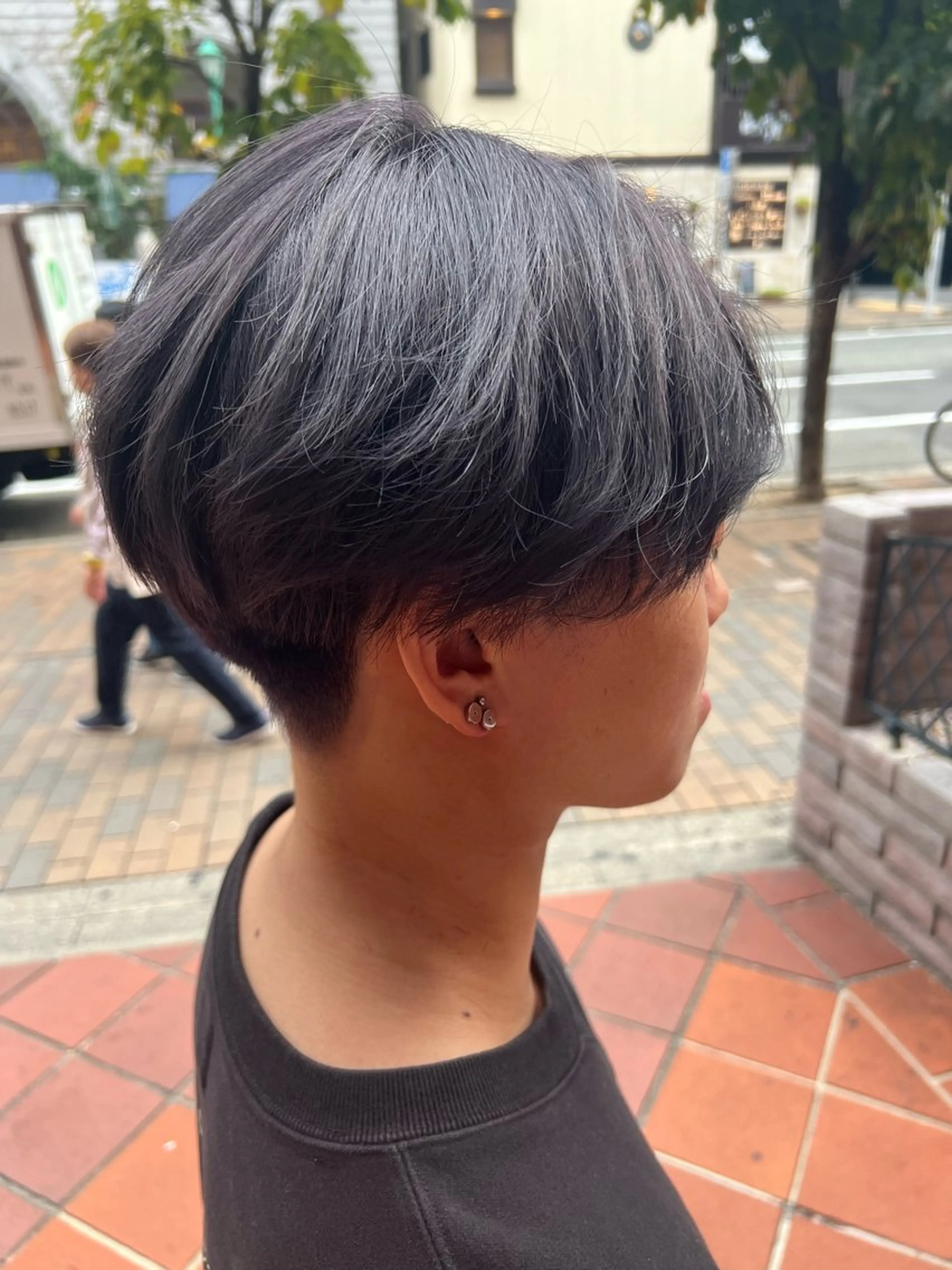 ショート カラー シルバー ハイトーン／パーマ 特化平田のヘアスタイル