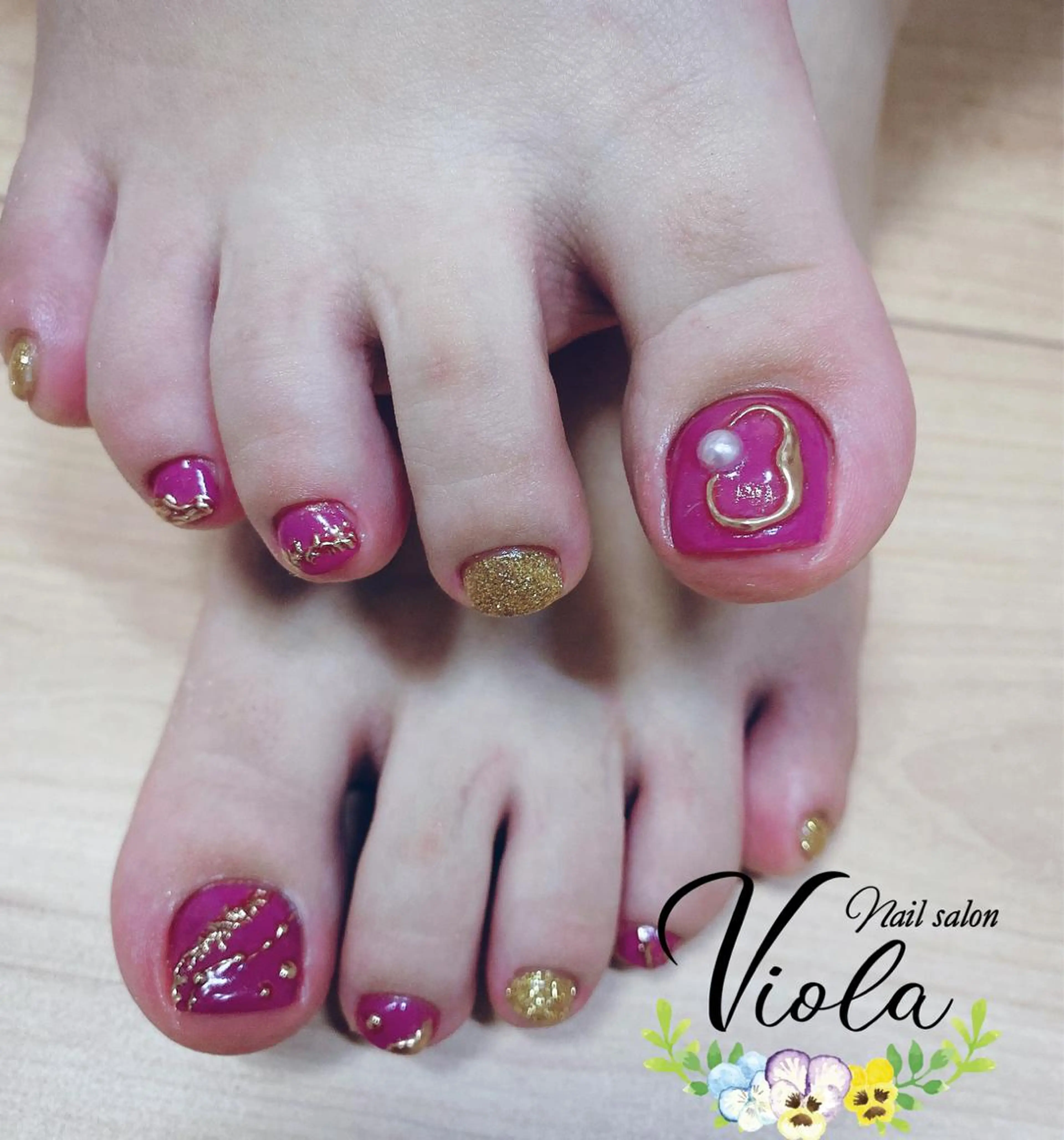 ネイル ミラーネイル フットネイル Nailsalon Viola所属・ネイルサロン Violaのネイルデザイン