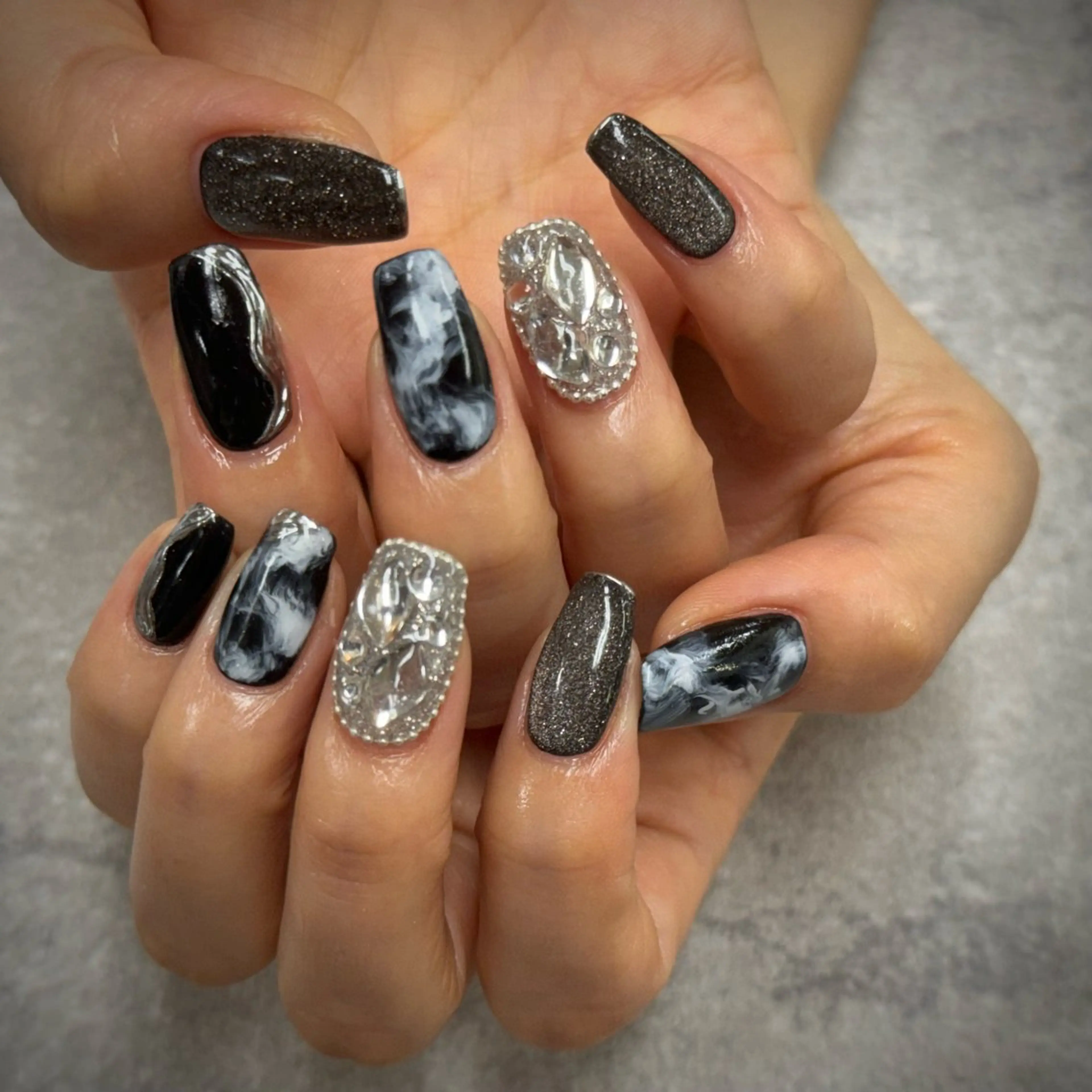 ネイル ハンドネイル YAGAWA NAOのネイルデザイン