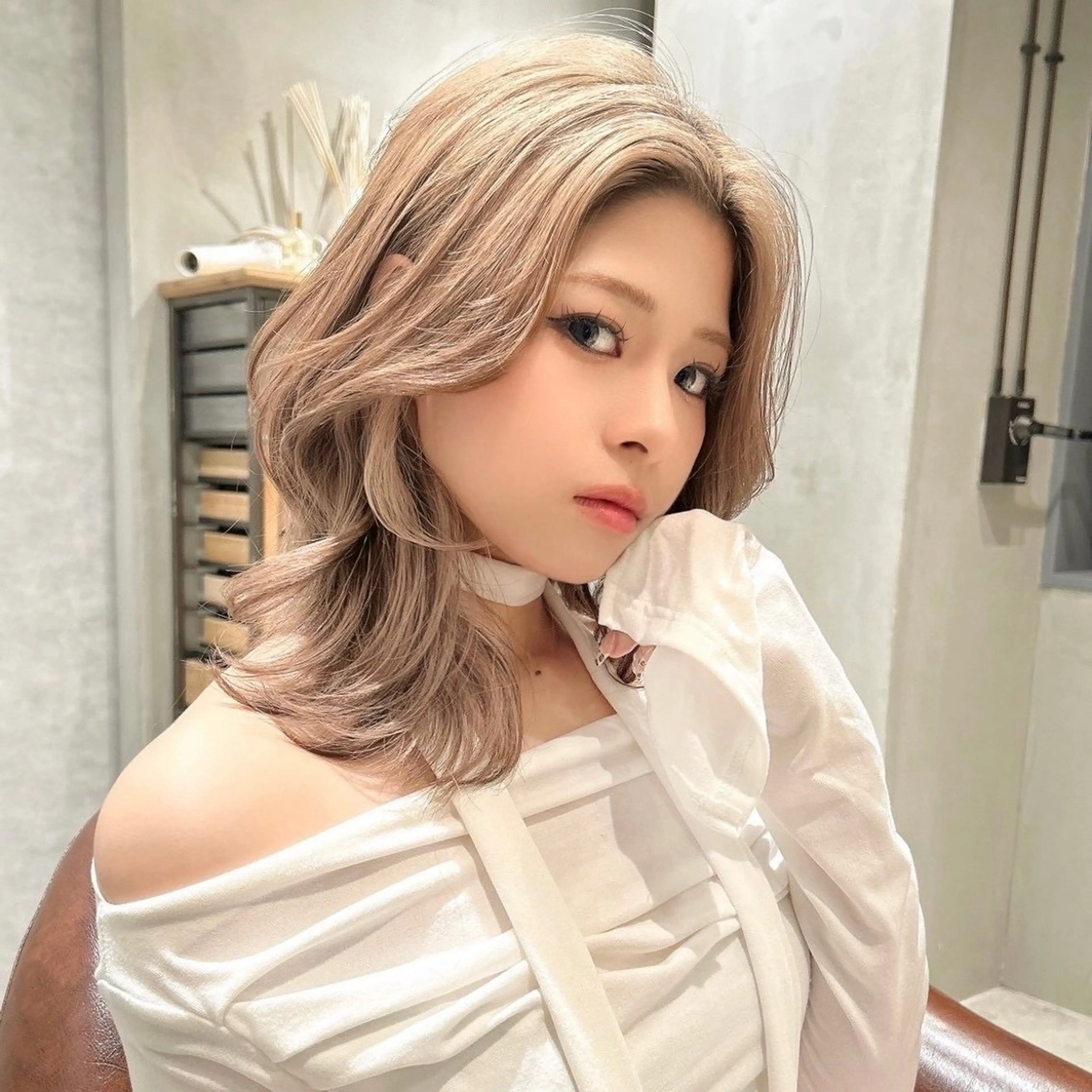 ミディアム カラー ブリーチ ケアブリーチ ハイトーンカラー ハイトーン/水素 honoka🌺のヘアスタイル