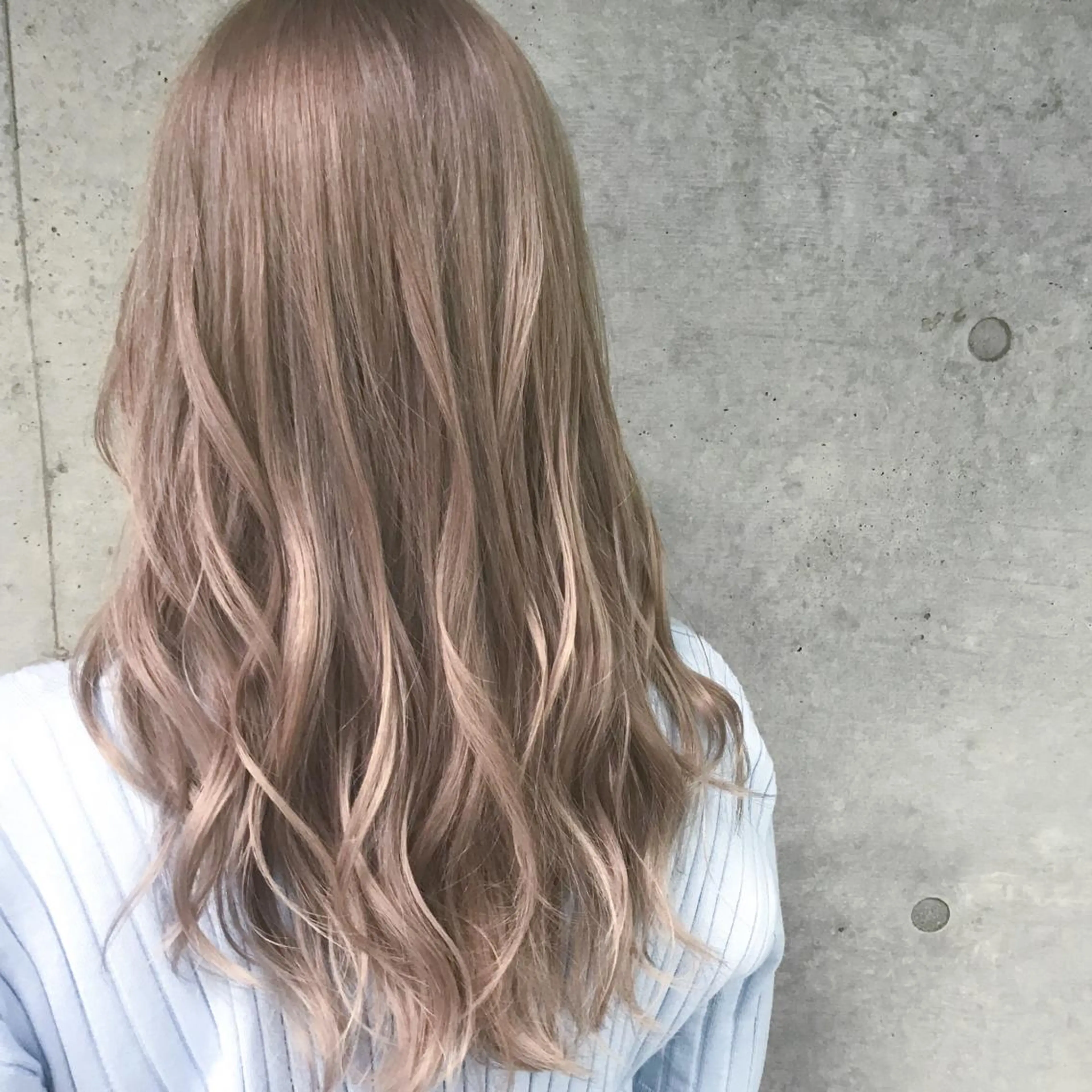 ミディアム カラー アディクシーカラー アクアカラー アッシュ バレイヤージュ ベージュカラー ヘアカラー トリートメント Lome'所属・✨ブリーチマスター✨ オクヤマヨウスケのヘアスタイル