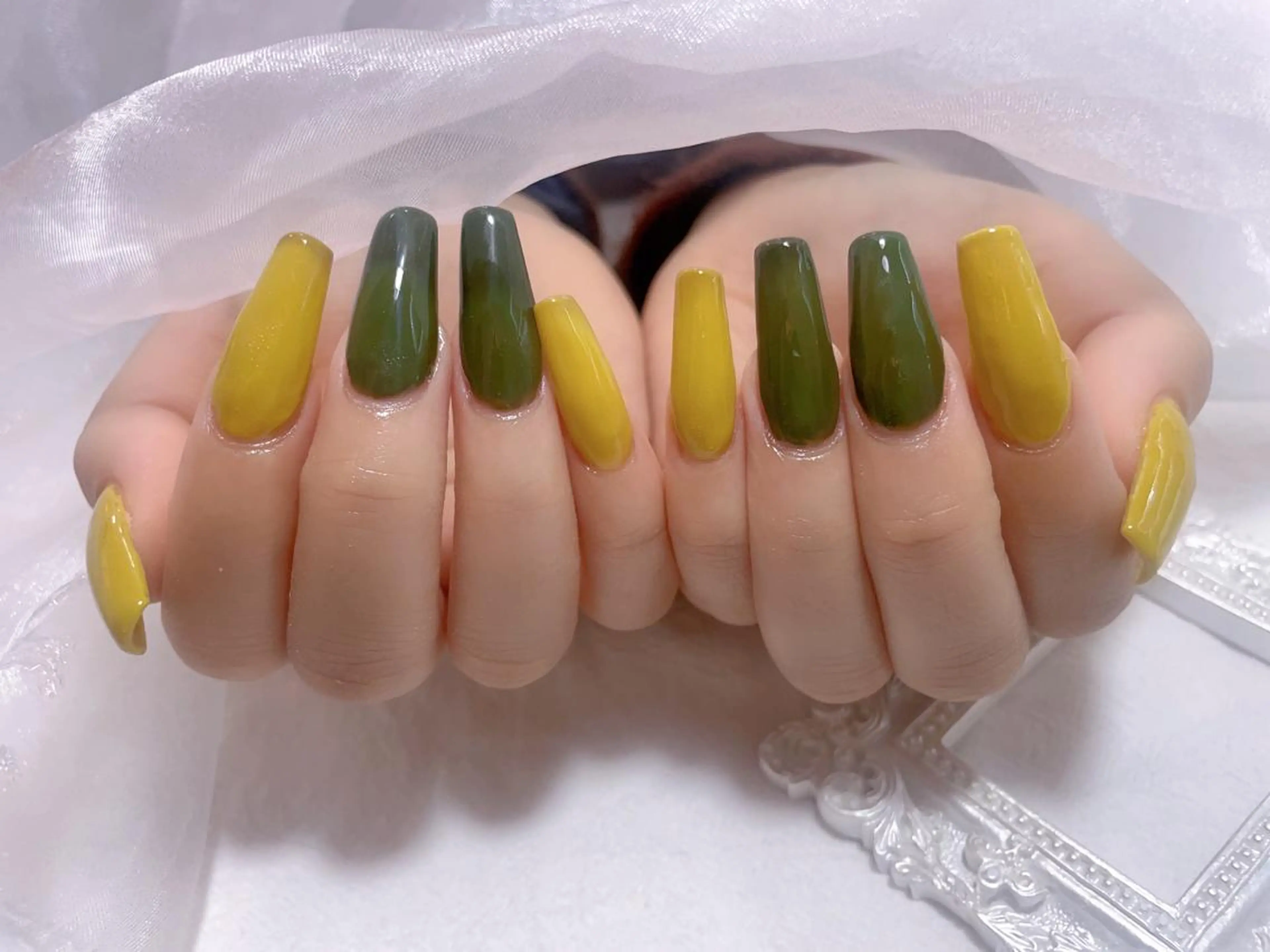 ネイル ハンドネイル VIVIAN リサのネイルデザイン