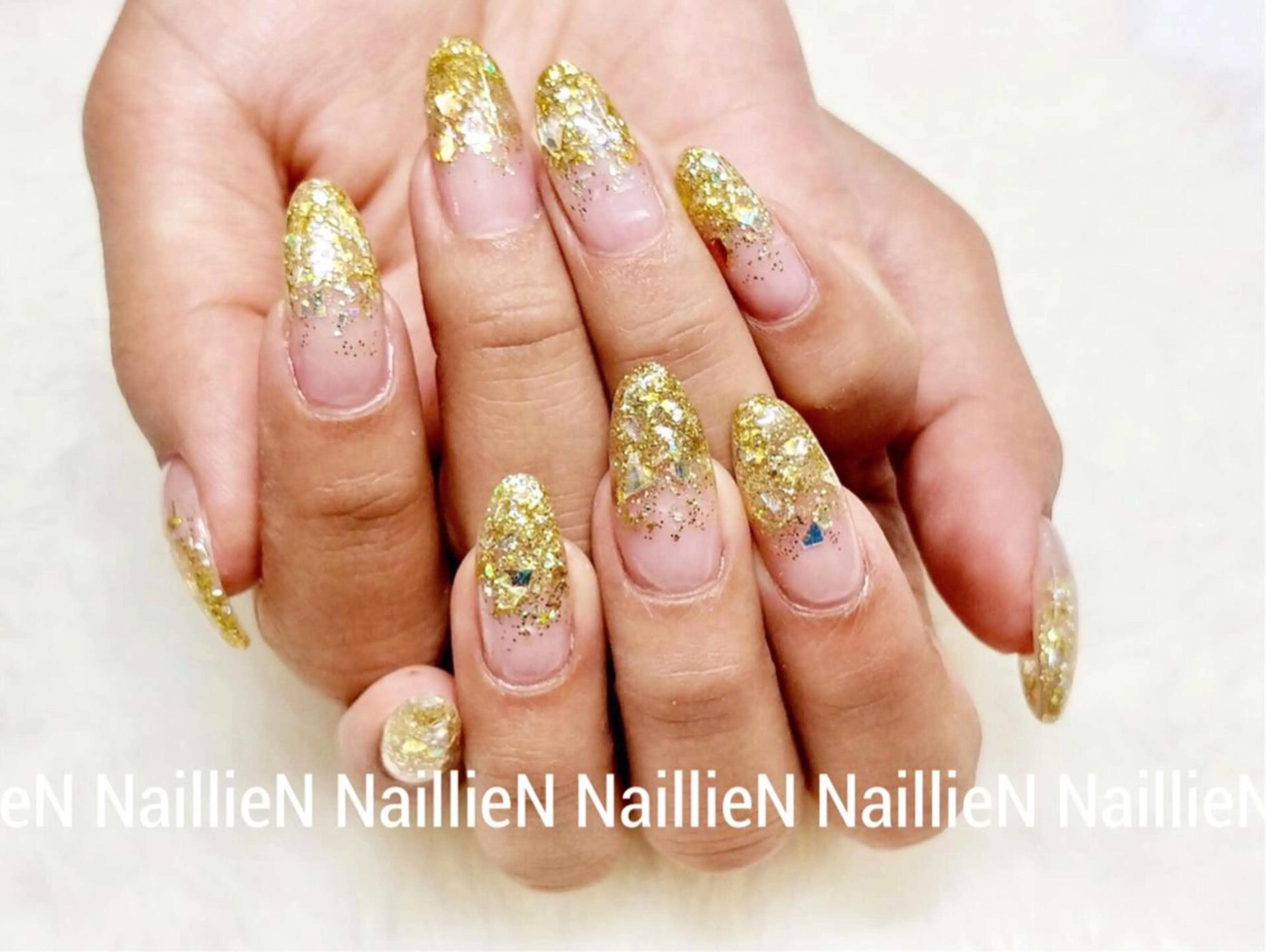 ネイル ゴールド ハンドネイル Nail lieNのネイルデザイン