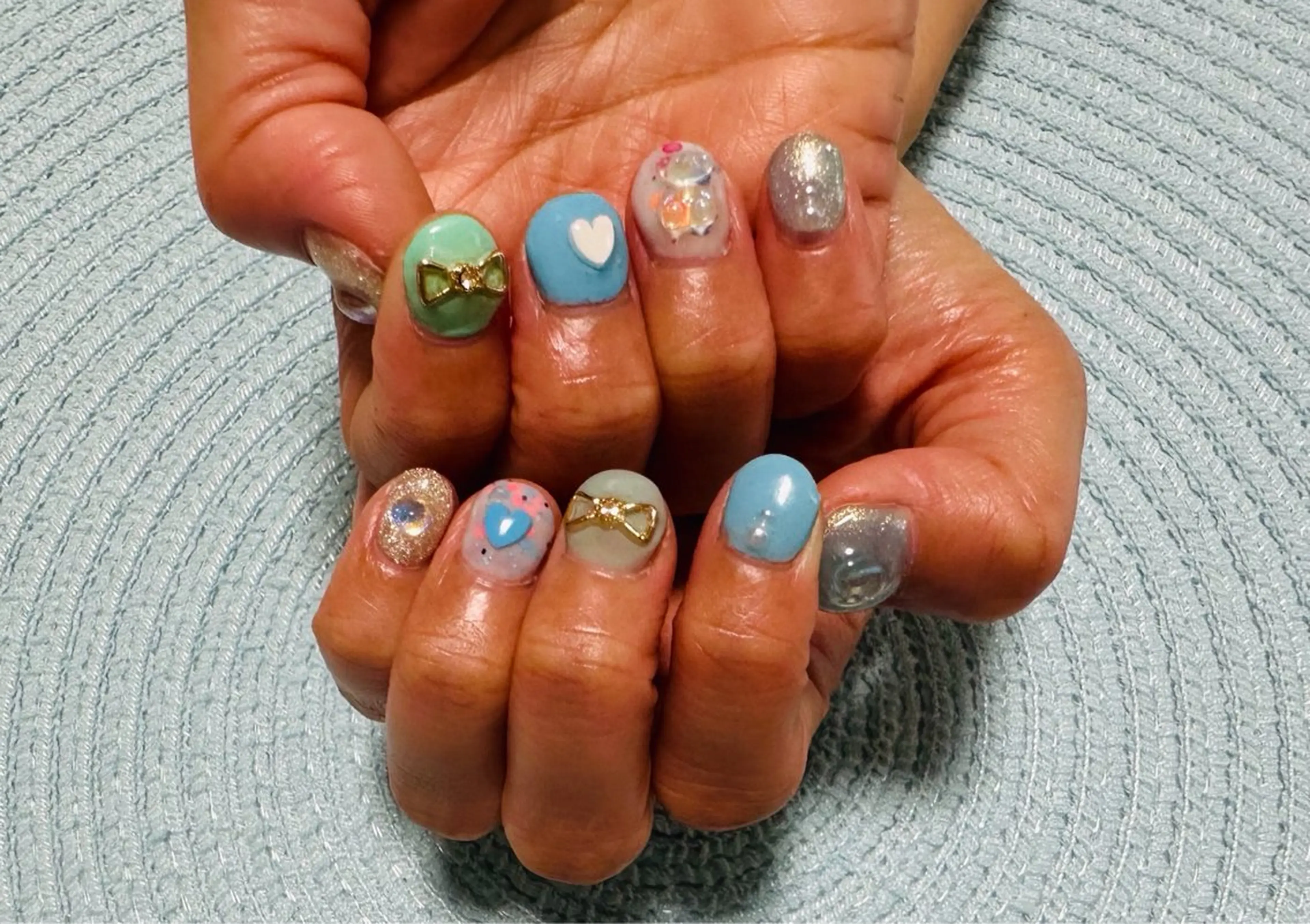 ネイル ハート リボン ハンドネイル Nailist Missaのネイルデザイン