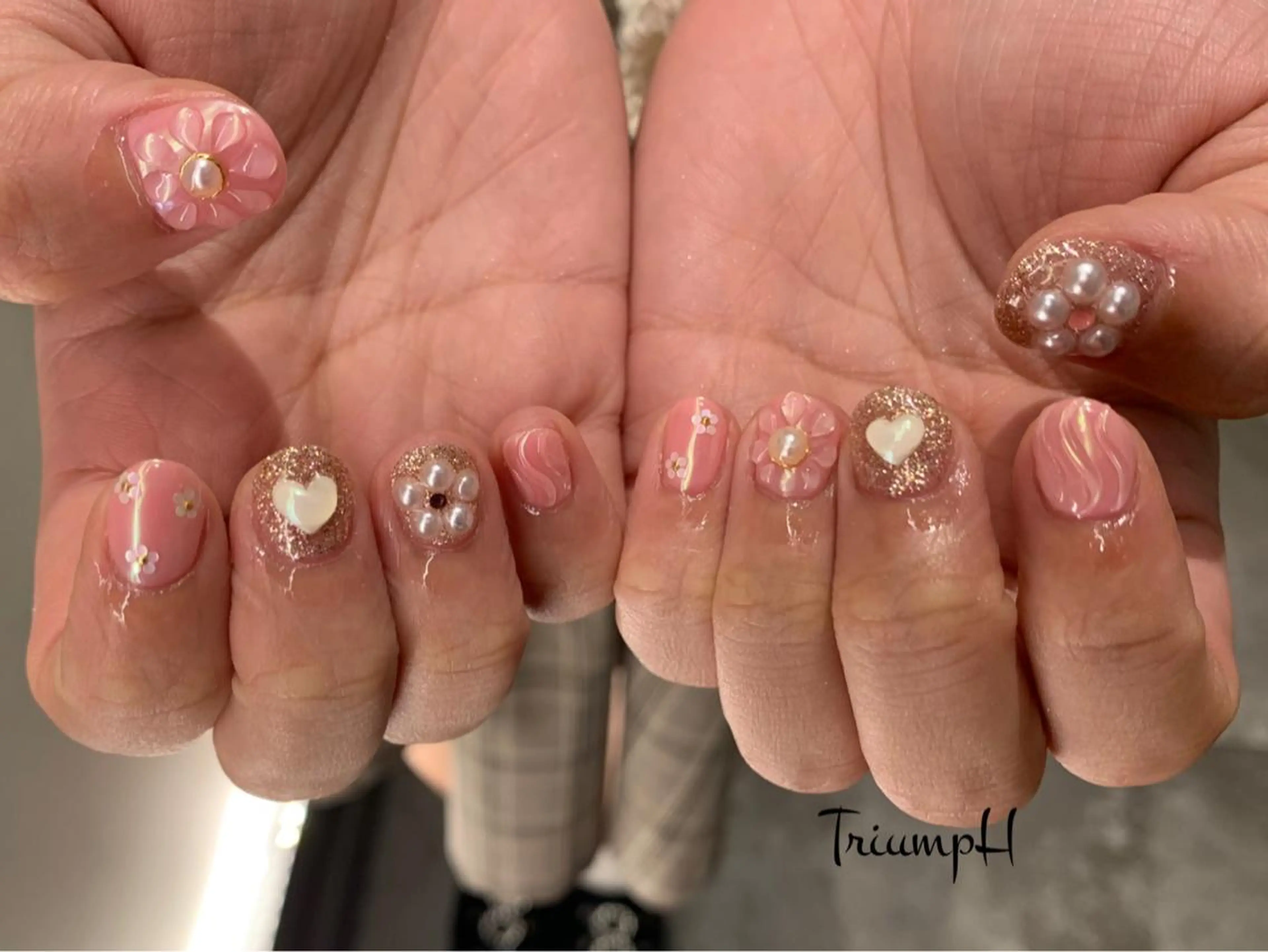 ネイル Natsuko 🪼のネイルデザイン