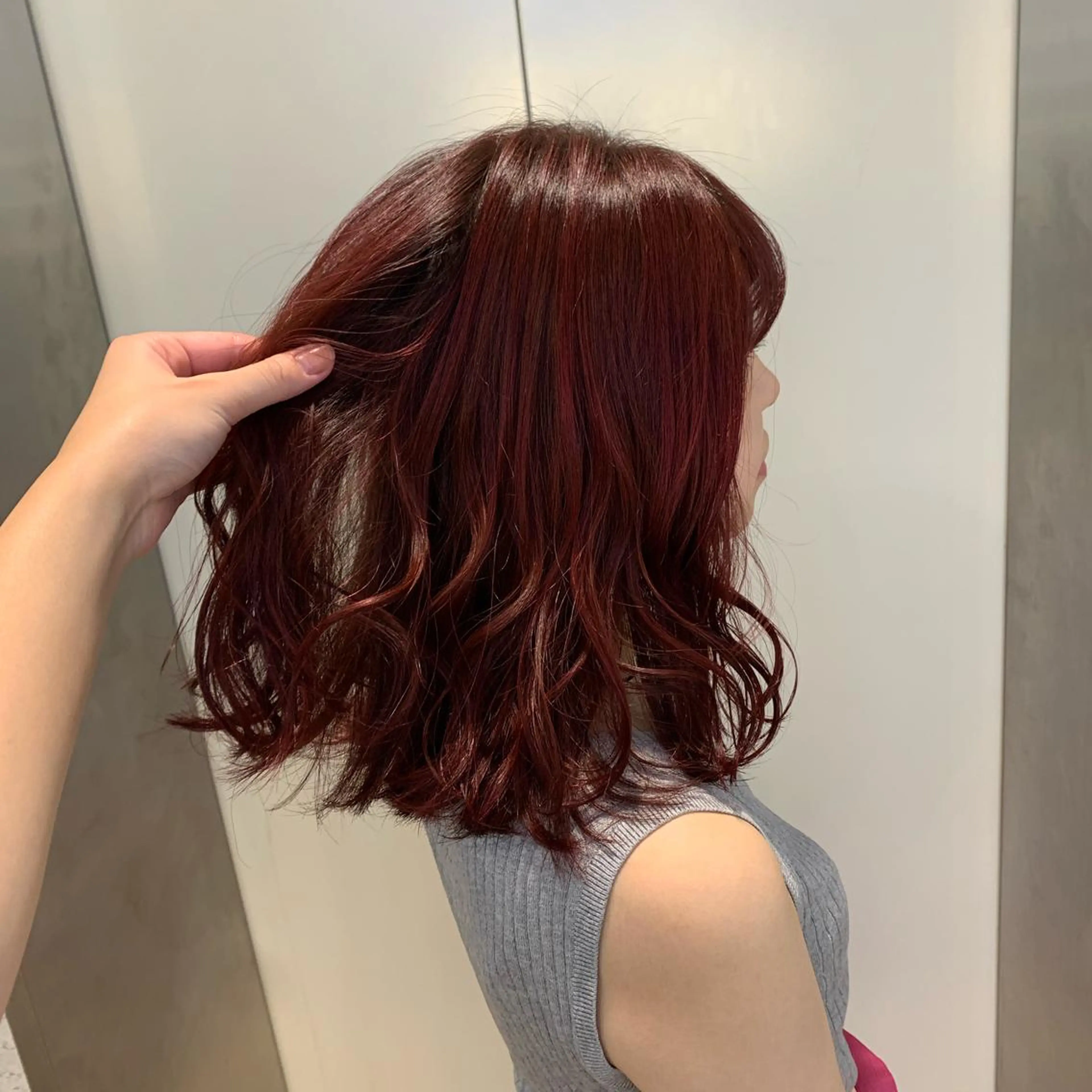 カラー 天野 利咲のヘアスタイル