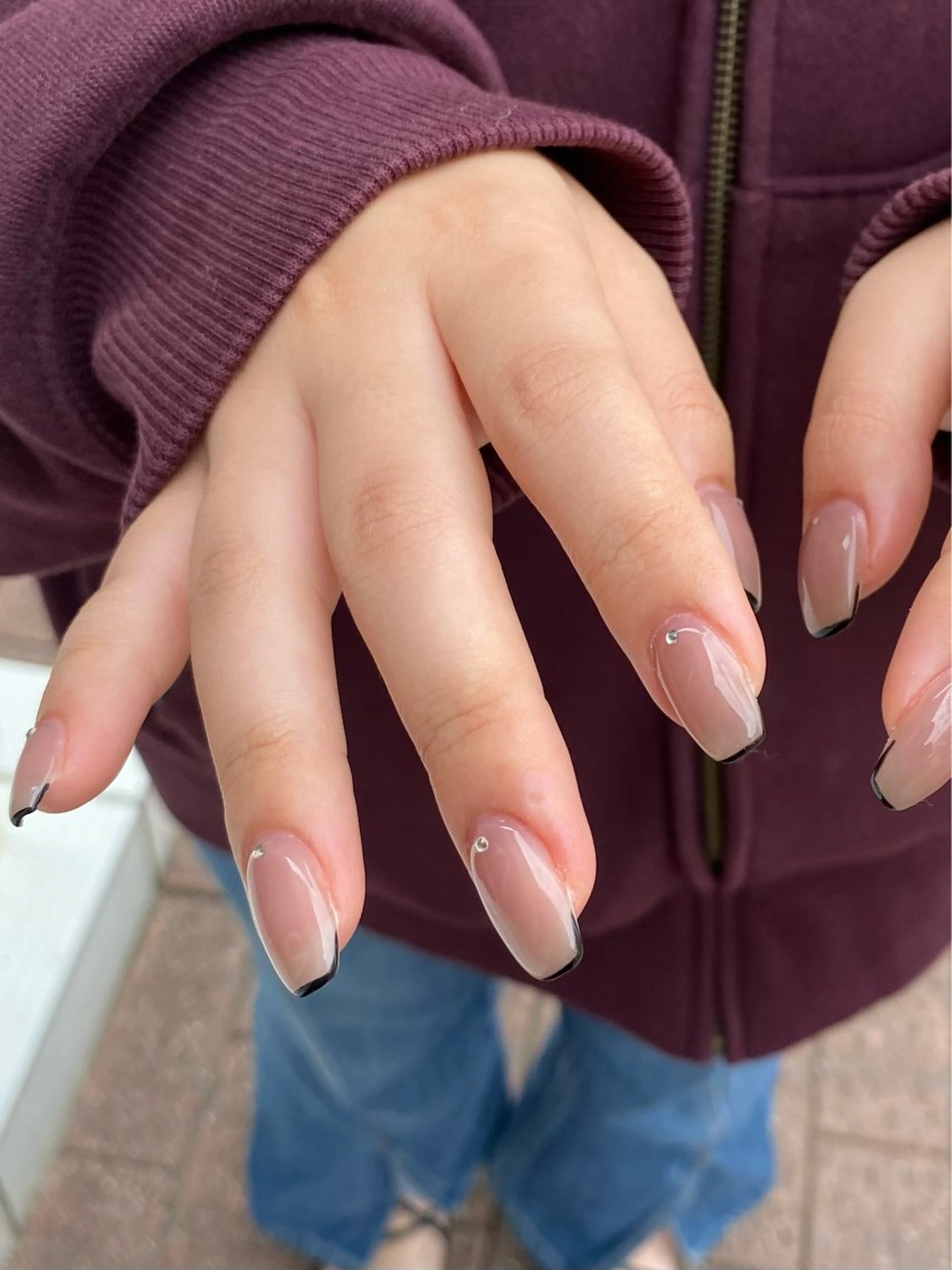 ネイル ストーンネイル ハンドネイル ＼近畿大学／近く🦢 Swanのネイルデザイン