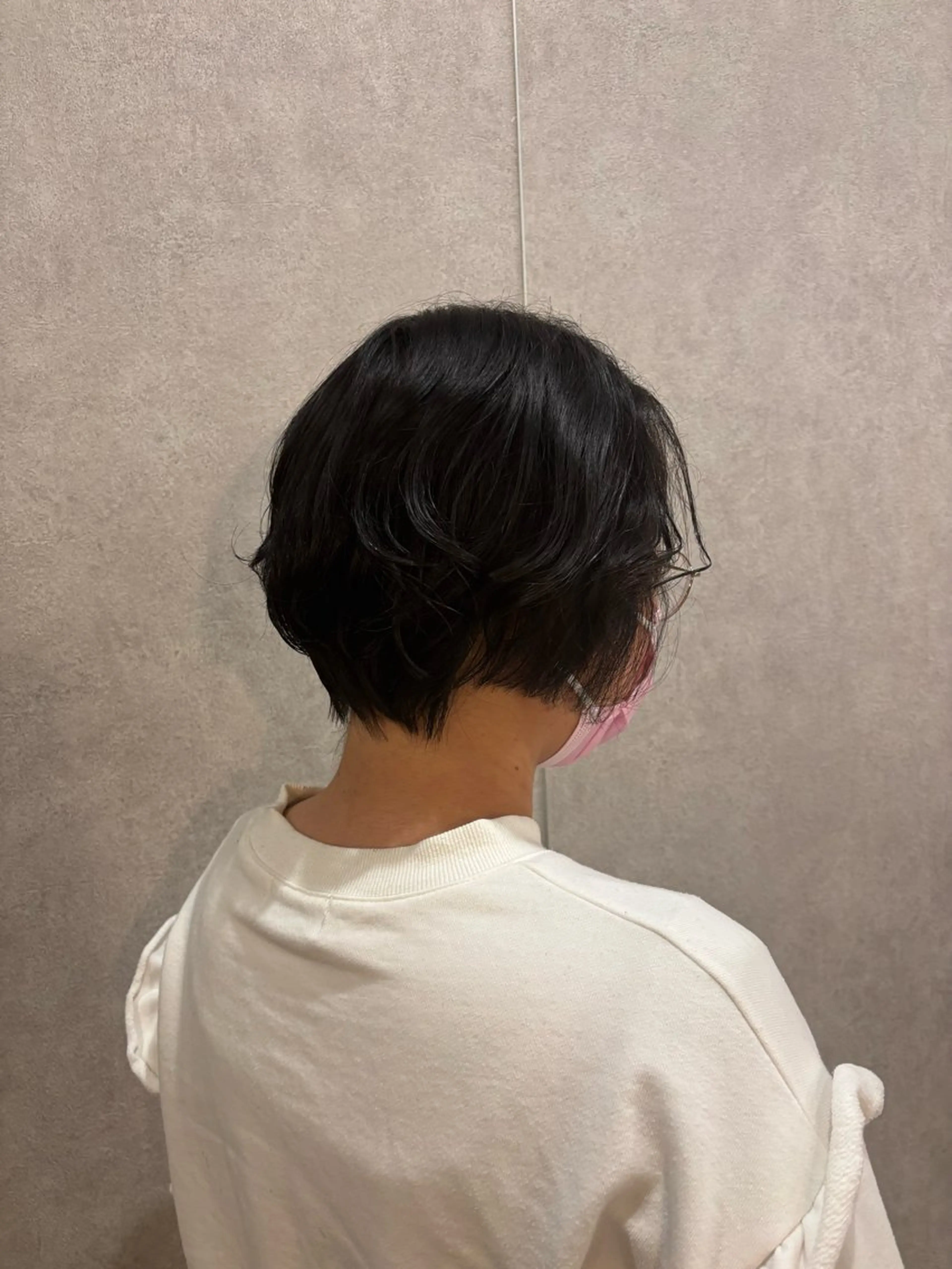 ショート ショートヘア Yunoka/切りっ ぱなし/顔まわりのヘアスタイル