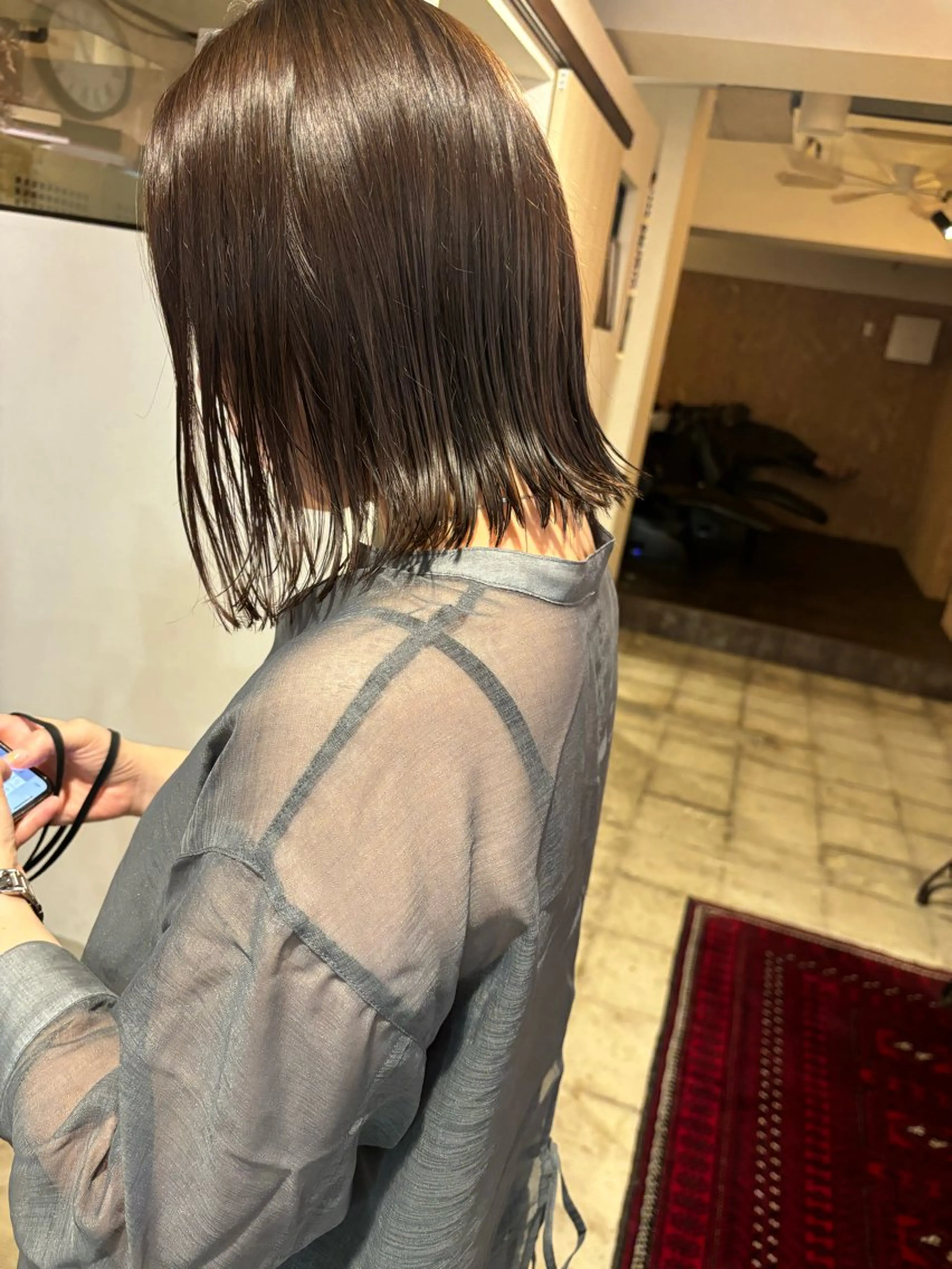 ミディアム カット ヘアカラー トリートメント 落合 妙佳のヘアスタイル