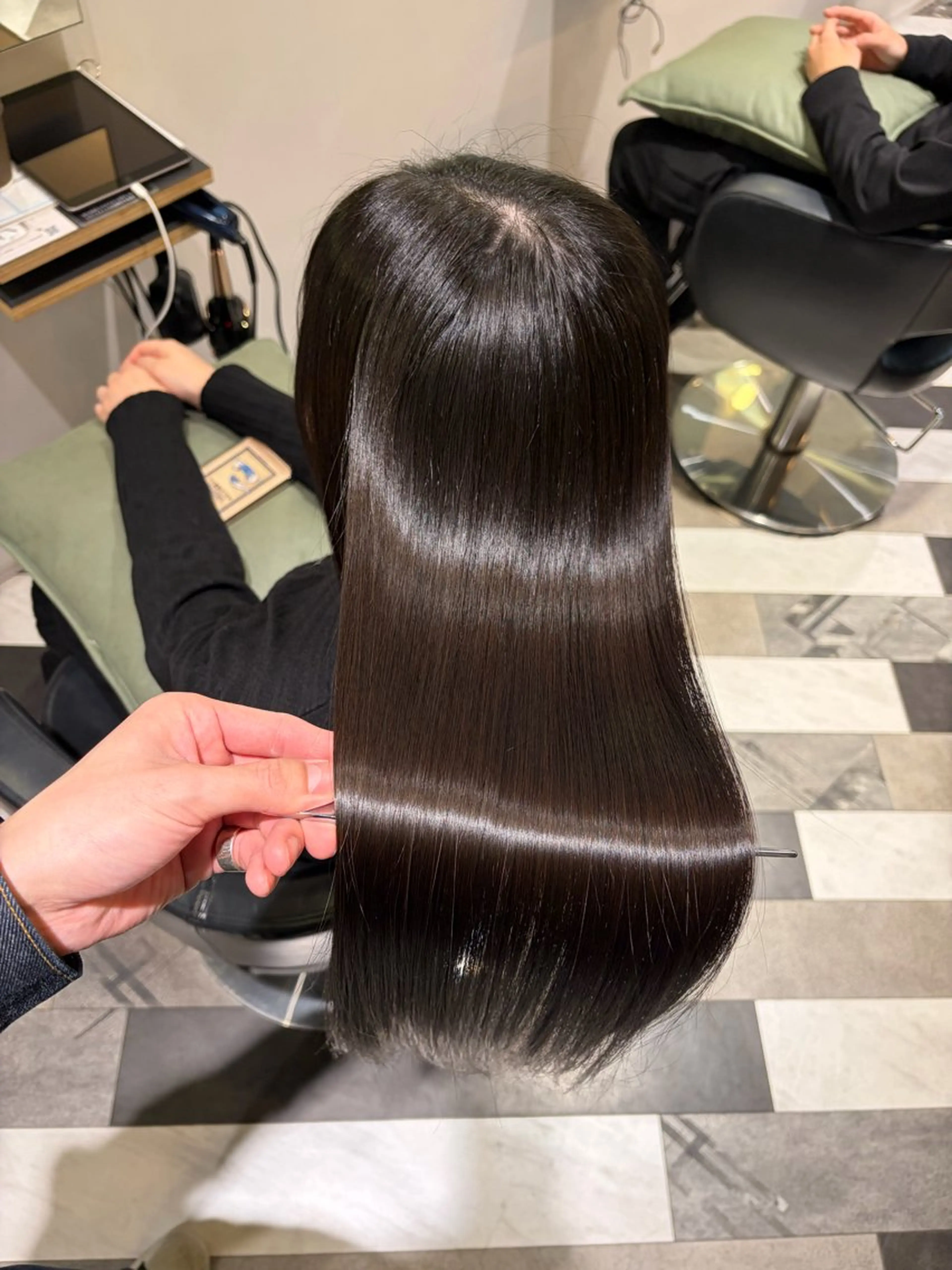 ロング カラー パーマ カット 縮毛矯正 トリートメント 圧倒的髪質改善 ✂︎飯島悠介のヘアスタイル