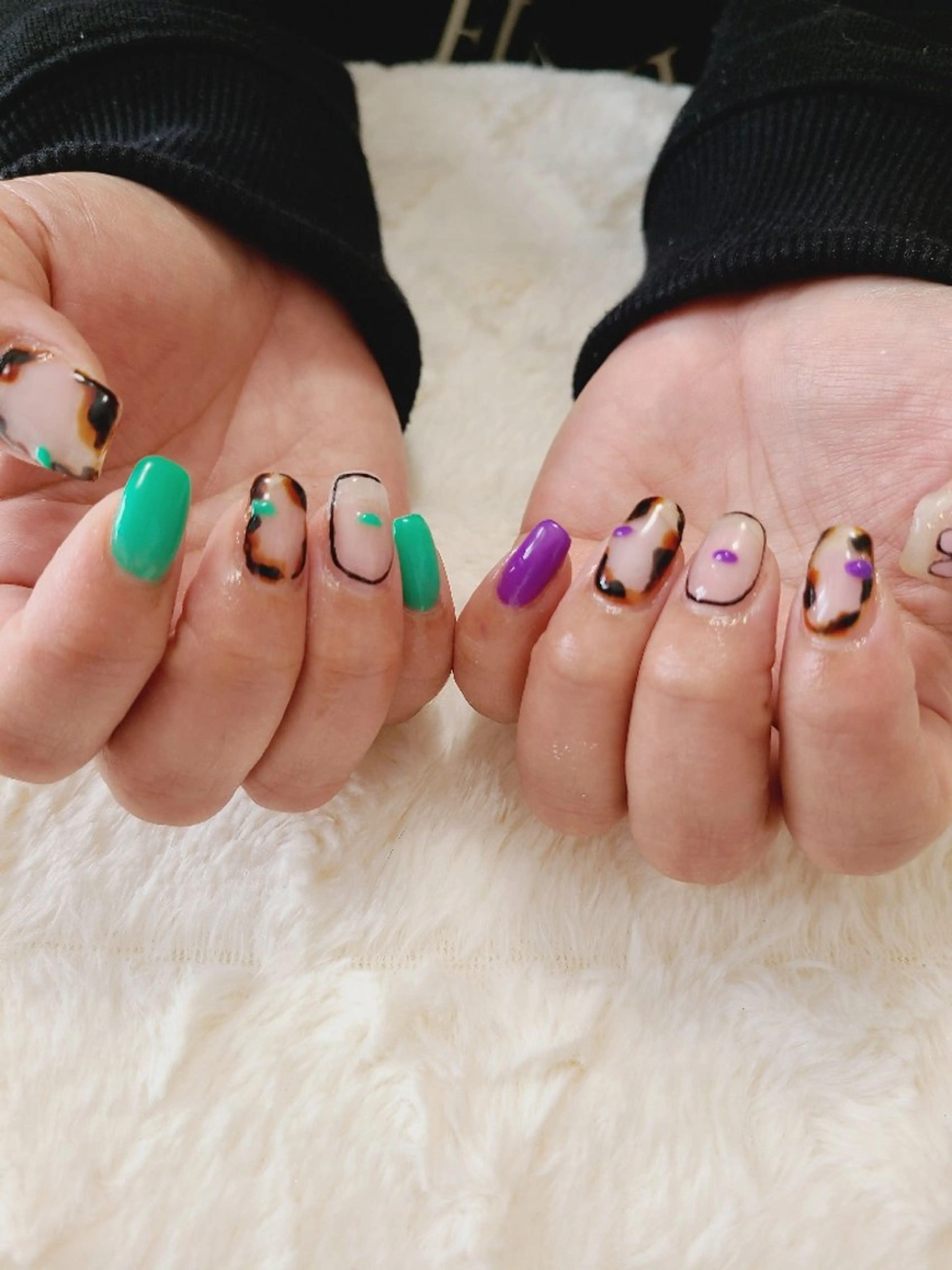 ネイル べっ甲ネイル Nailroom3  古屋明美のネイルデザイン