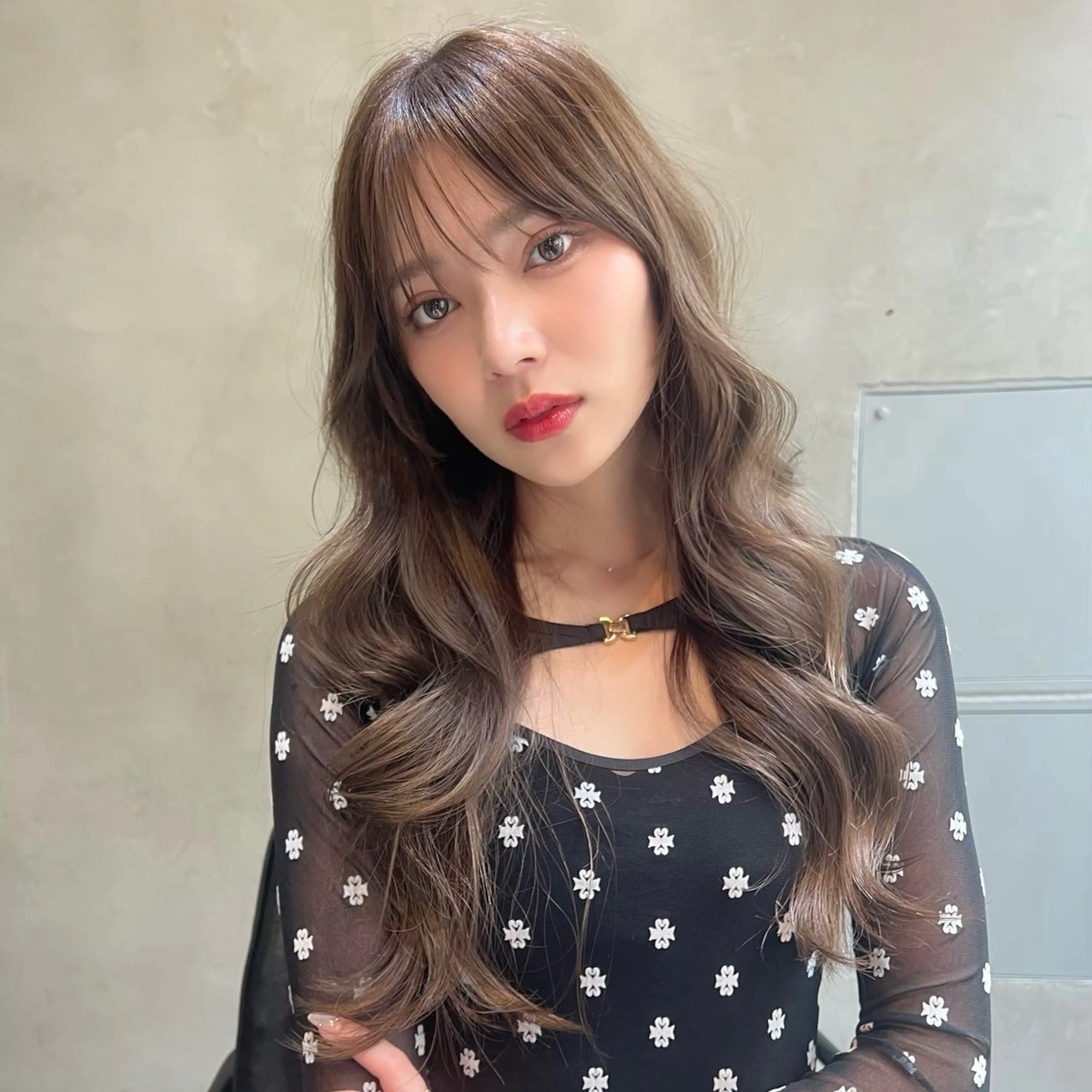 ロング カラー カット ヘアカラー トリートメント 韓国ヘア/髪質改善/ レイヤー/ブラウンのヘアスタイル