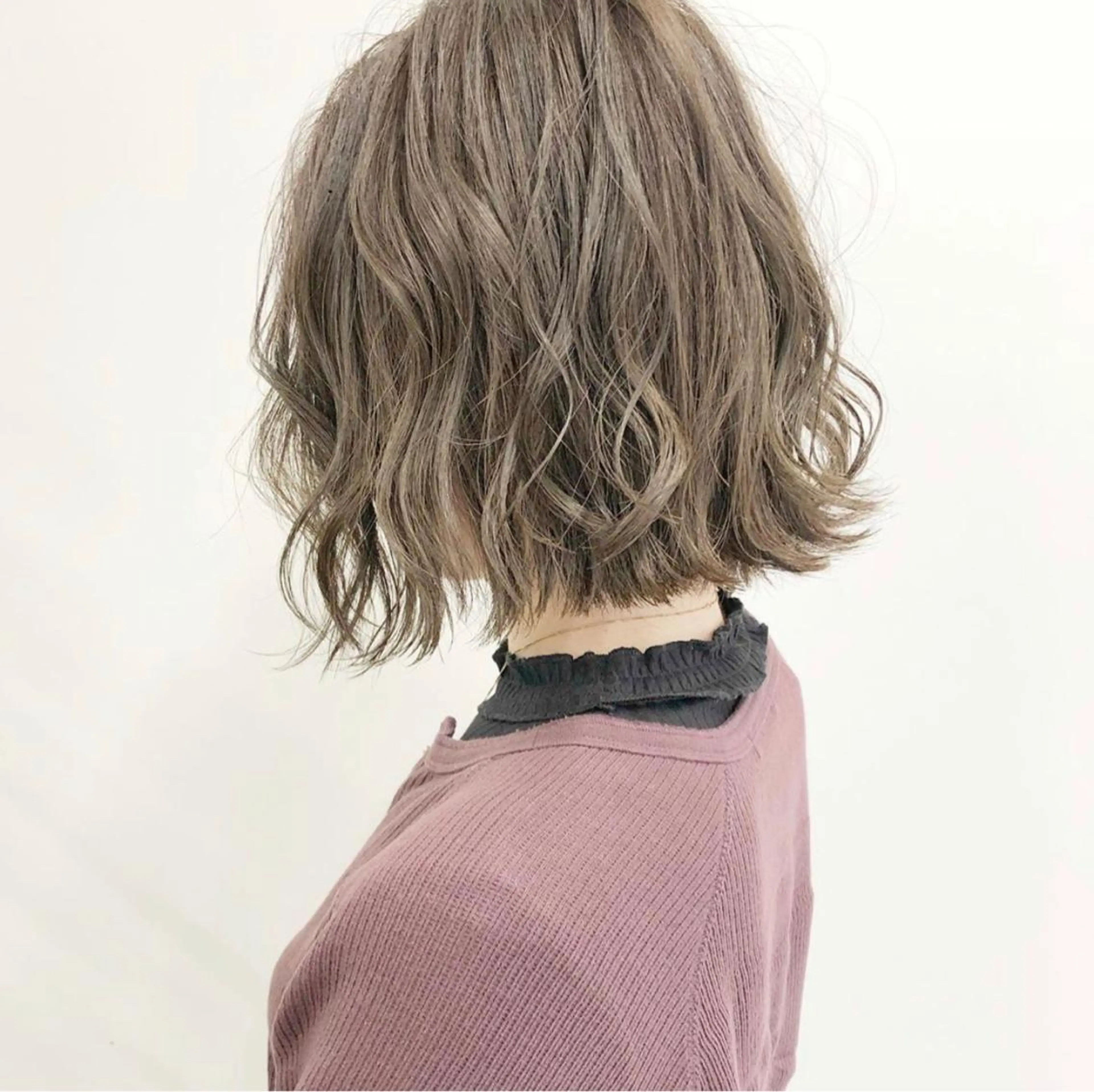 ミディアム カラー パーマ ヘアアレンジ ネイル マツエク・マツパ カット ヘアカラー トリートメント 髪質改善 の達人/杉原碧仁のヘアスタイル