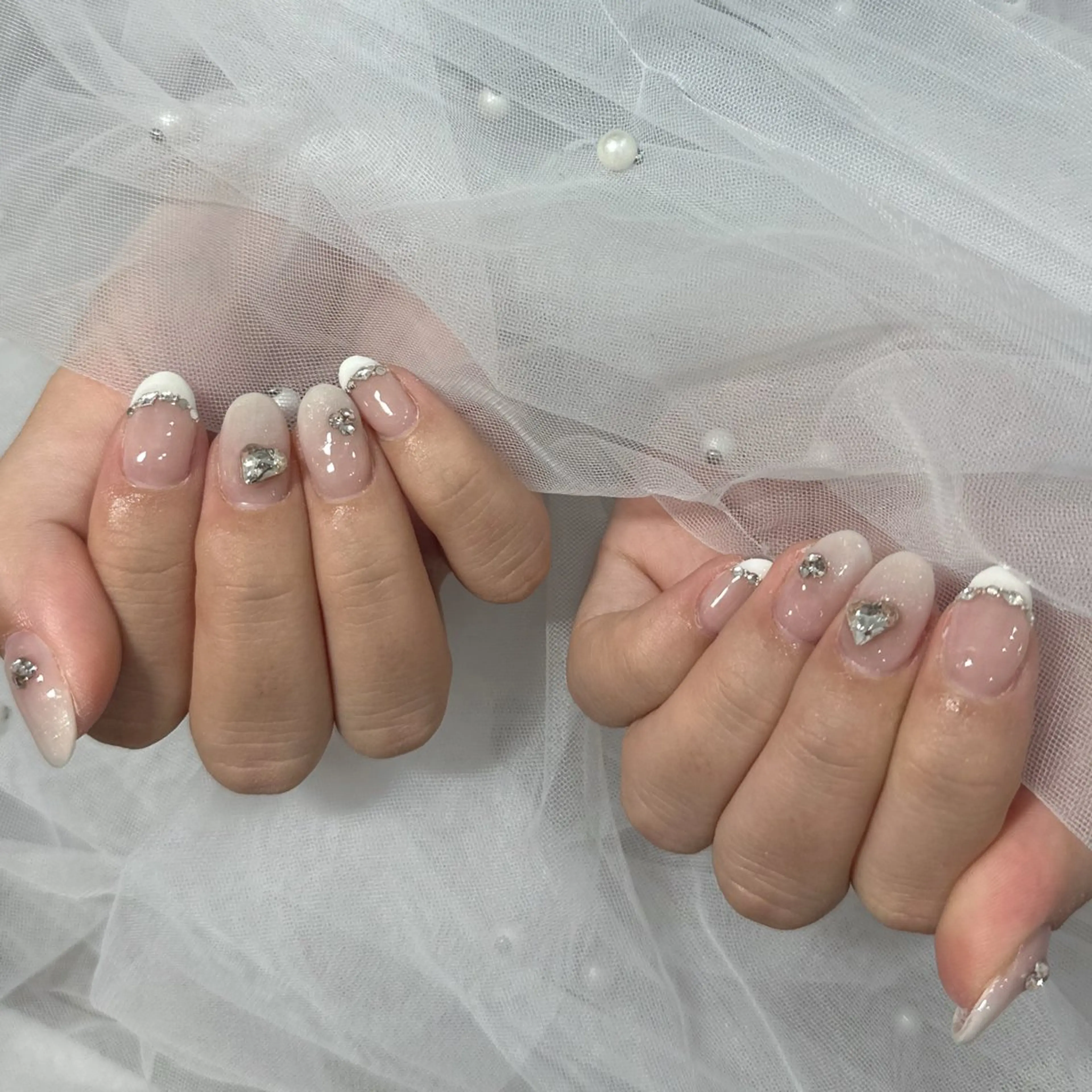 ネイル ハンドネイル フットネイル LAVISH nanamiのネイルデザイン