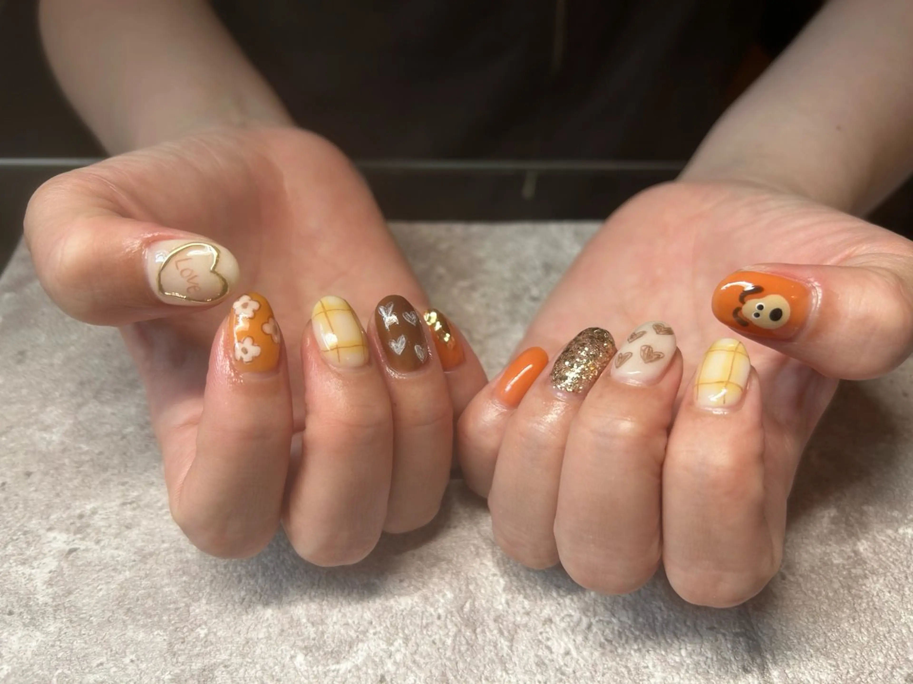 ネイル ハンドネイル Lisa’s Salonのネイルデザイン