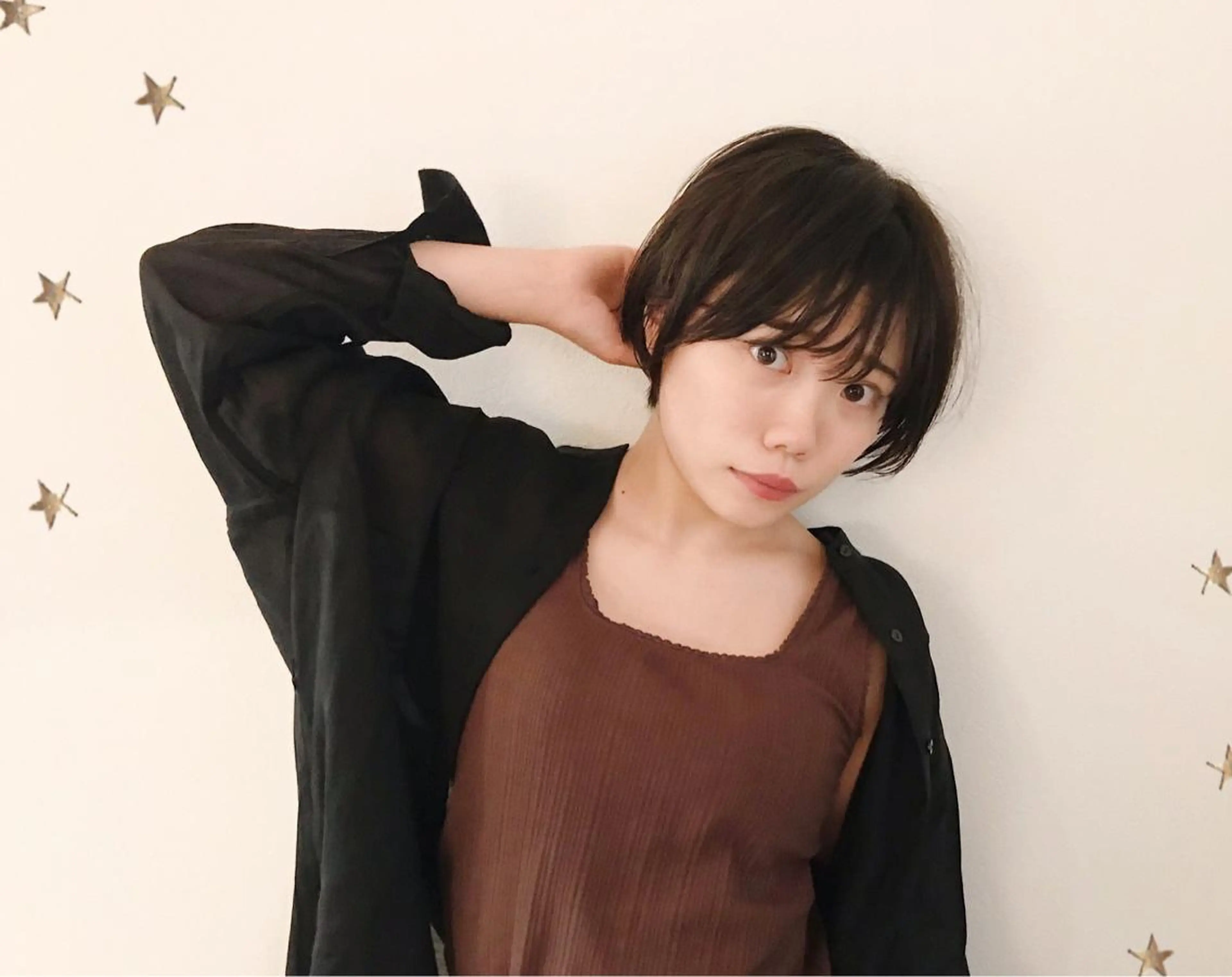 ショート カラー 市川 千夏のヘアスタイル