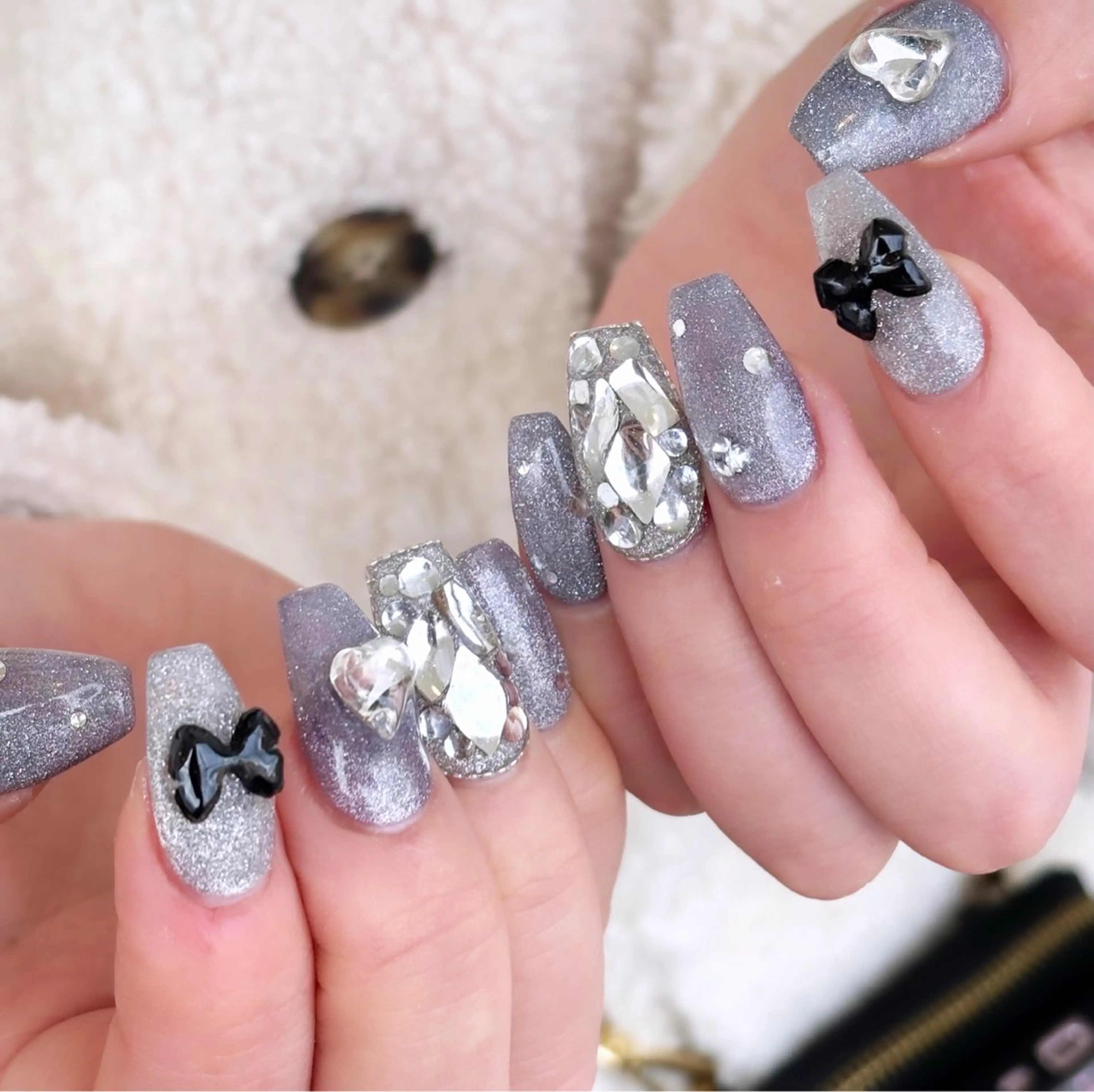 ネイル 大人可愛いネイル🎗 Hinaのネイルデザイン