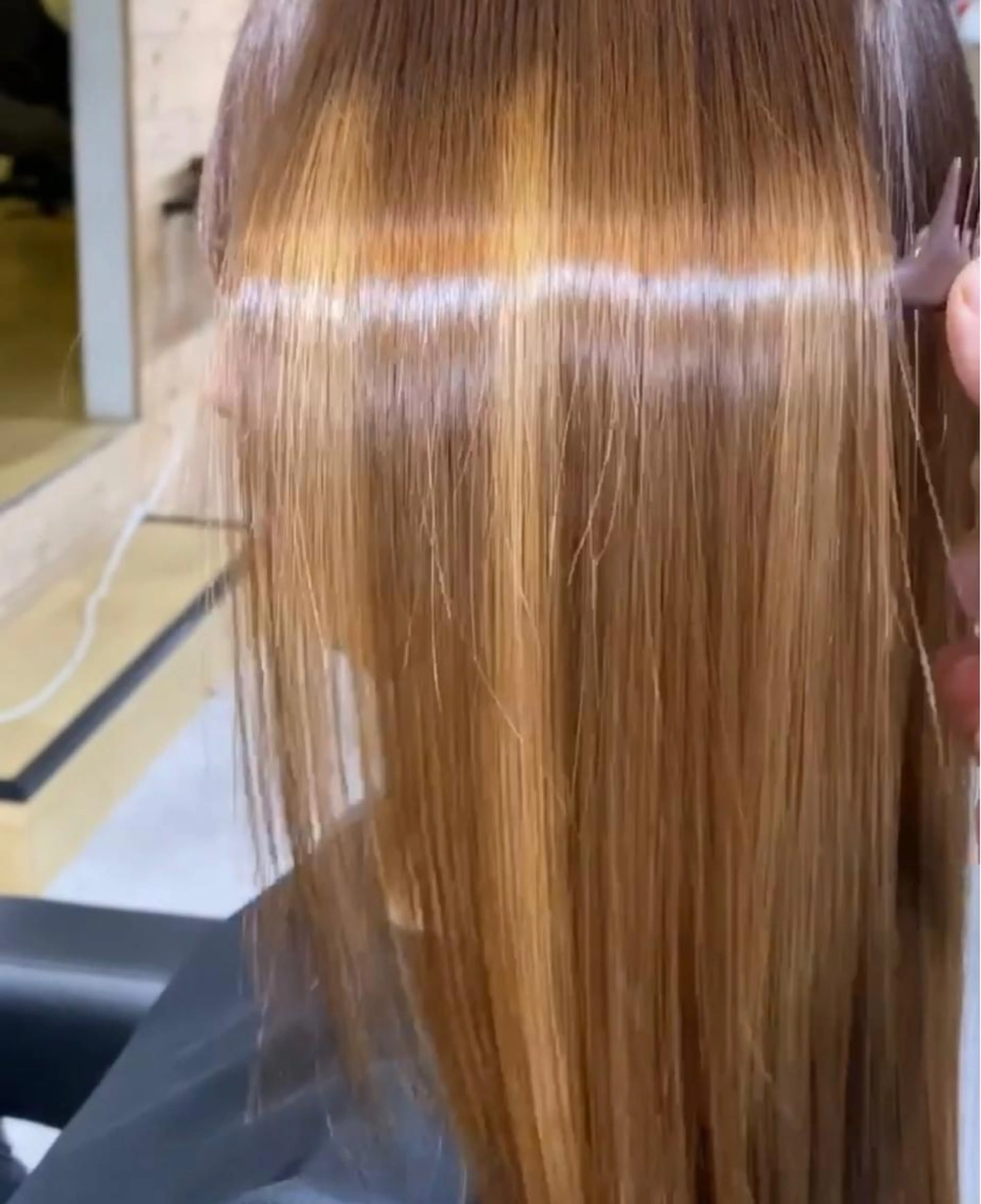 大人気✨【感動ストレート】癖毛でお悩みの方に寄り添います☺️ カット＋縮毛矯正の写真