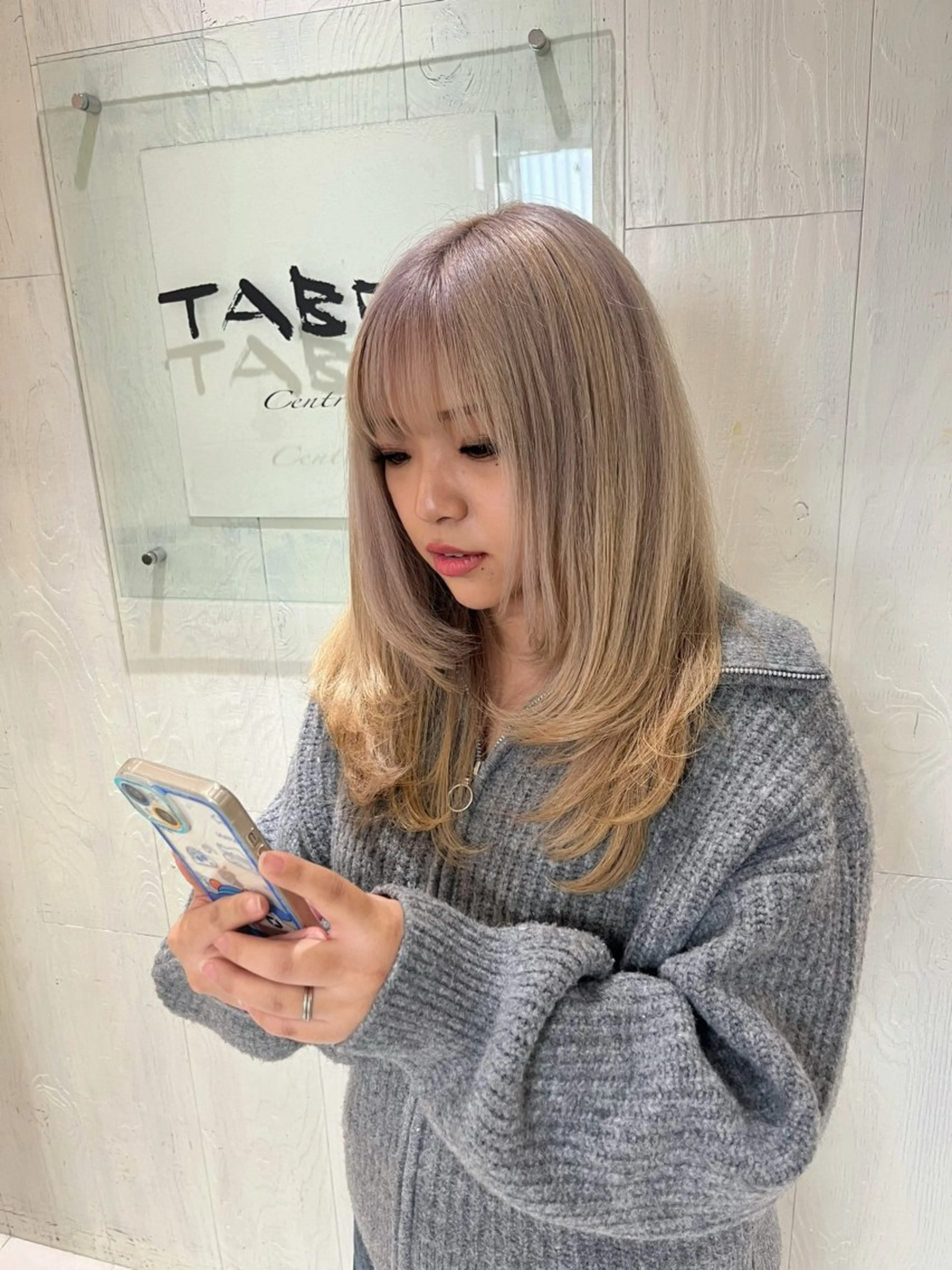 セミロング カラー ベージュカラー ブリーチ ホワイトベージュ レイヤーカット ヘアカラー ブリーチなしWカラー レイヤー/Rickyのヘアスタイル