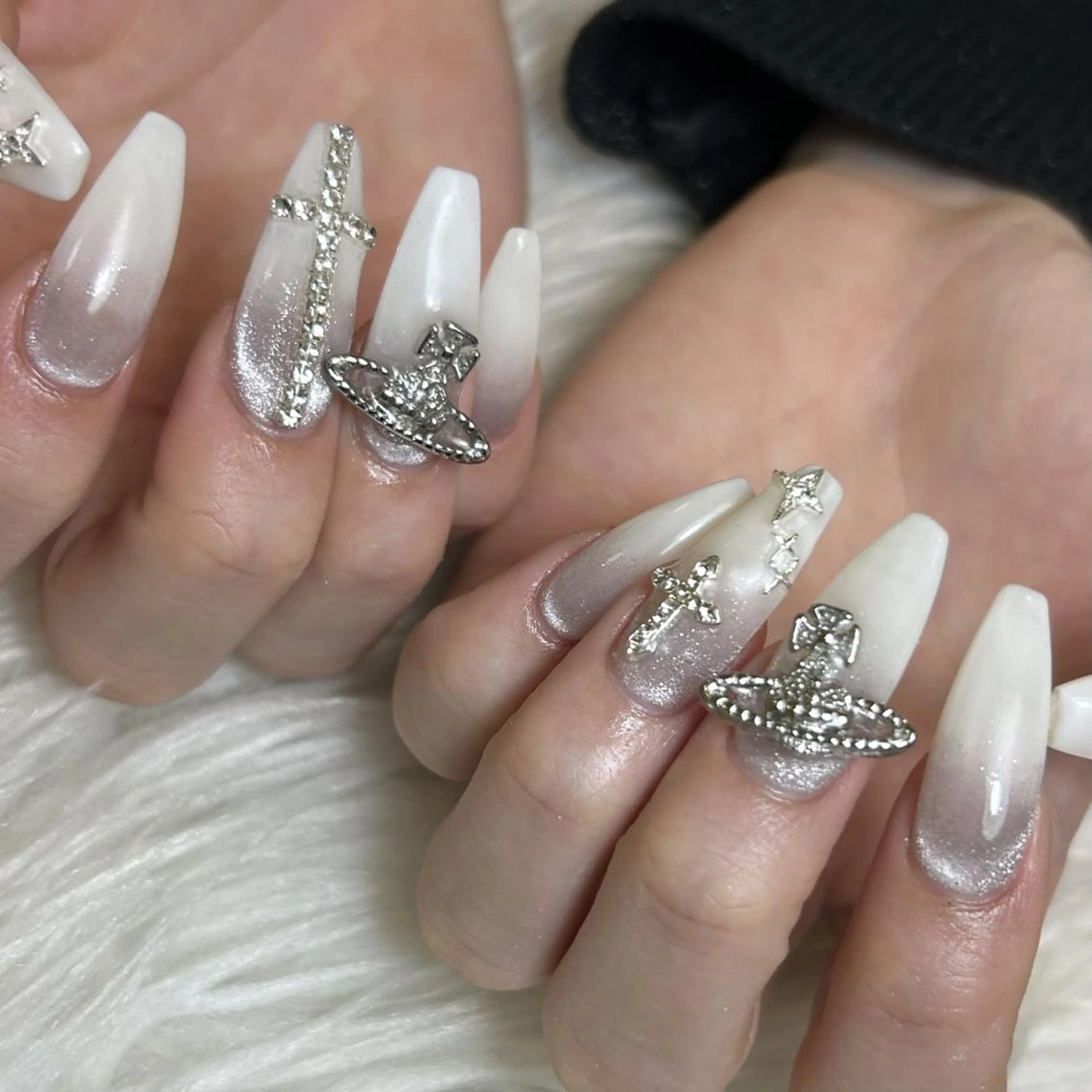 ネイル 南森町rebest 💅nailのネイルデザイン