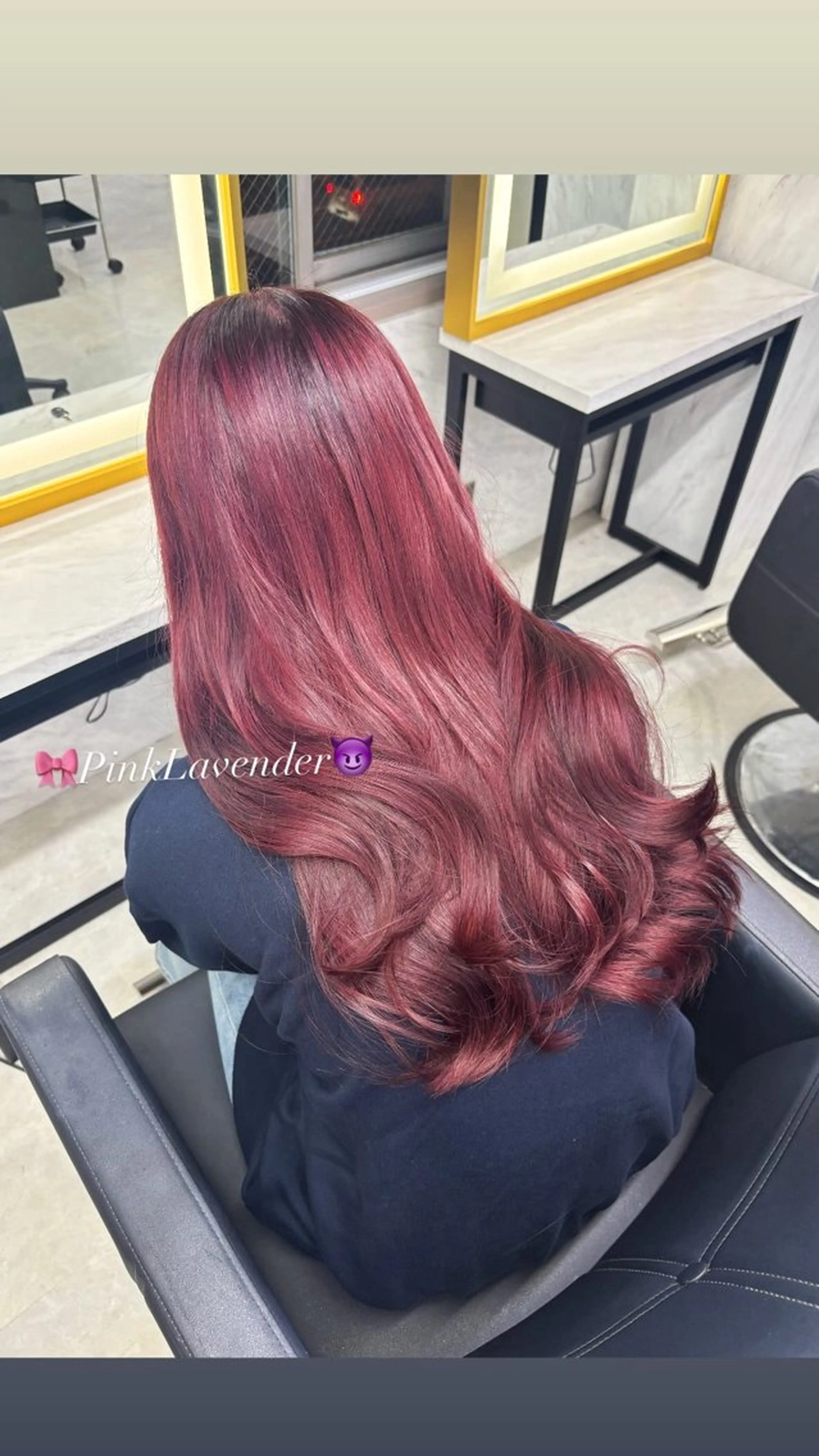 ロング カラー ヘアカラー Assistant MOEのヘアスタイル