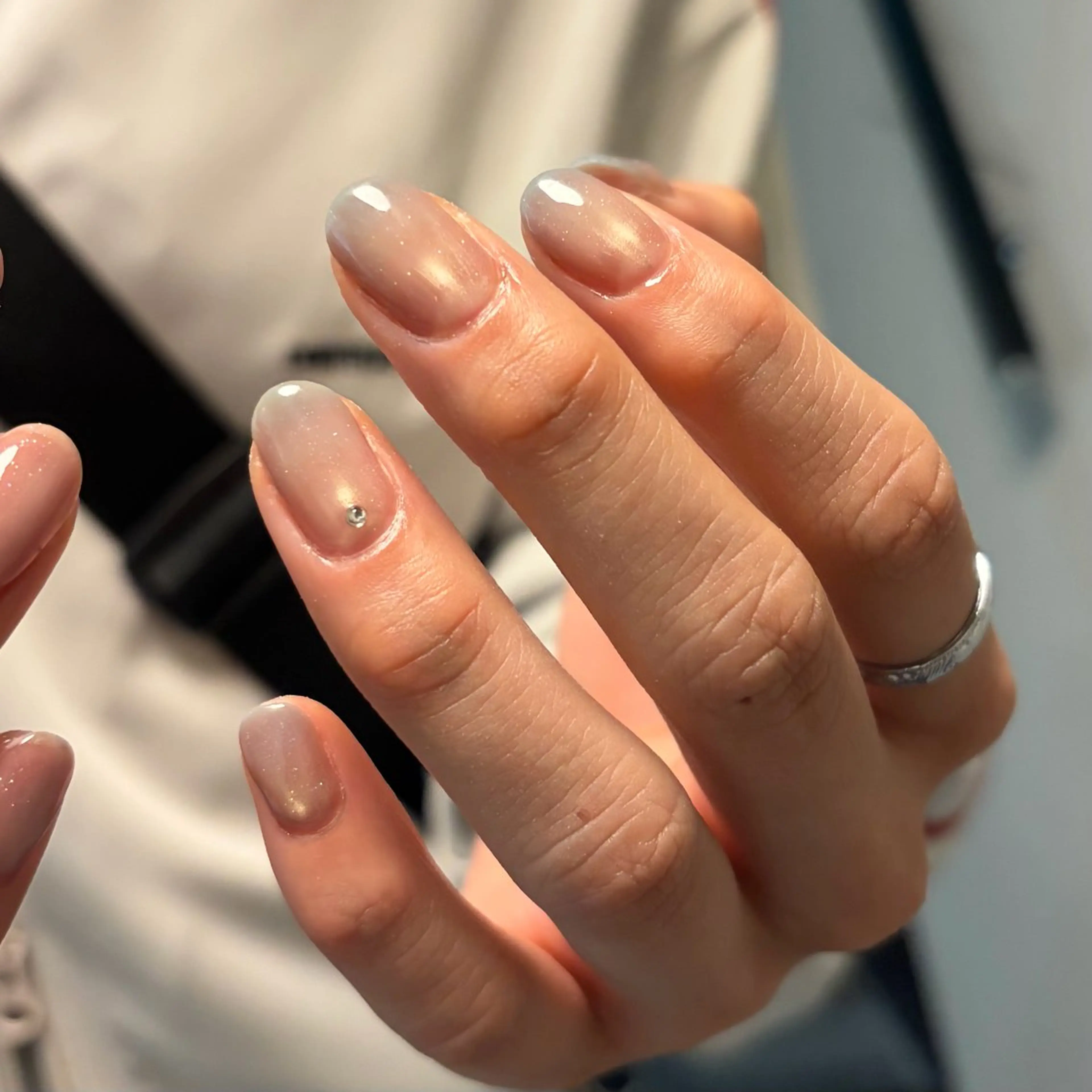 ネイル グラデーション マグネットネイル シンプルネイル ハンドネイル an ｜青山ネイルのネイルデザイン