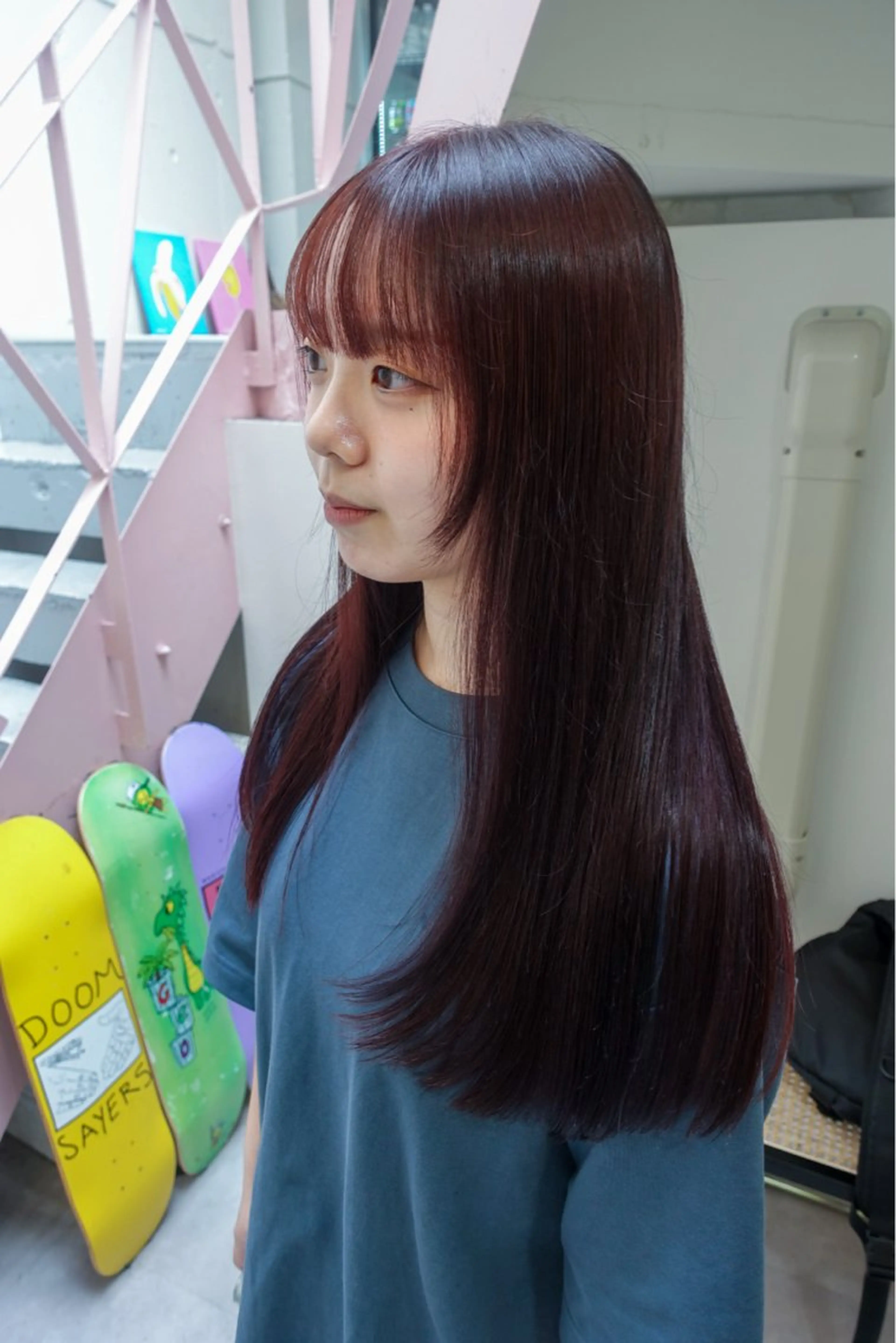 ロング カラー レッドカラー カット ヘアカラー 🩵izu 🩵のヘアスタイル