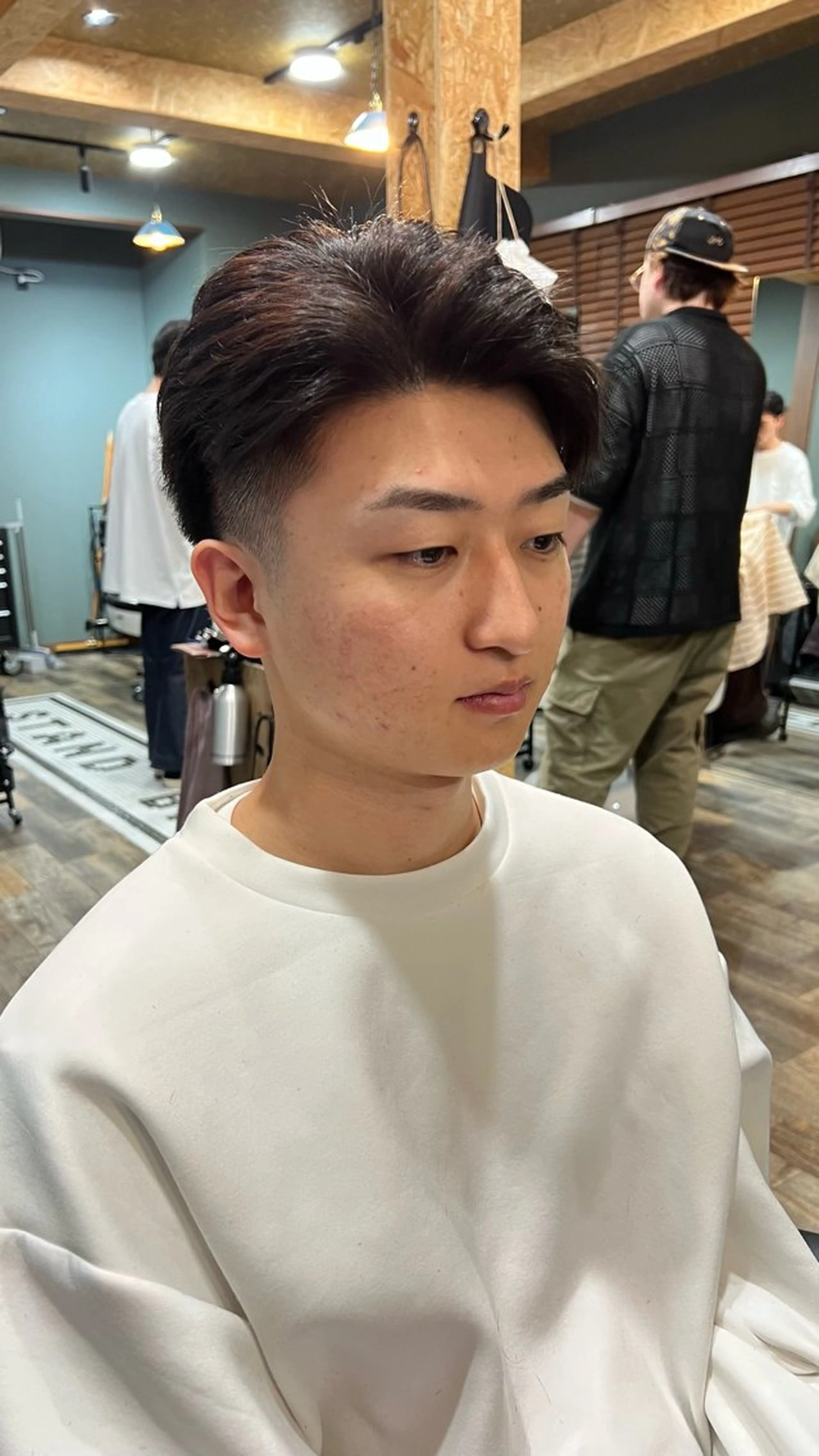ショート 荻沼 快のヘアスタイル