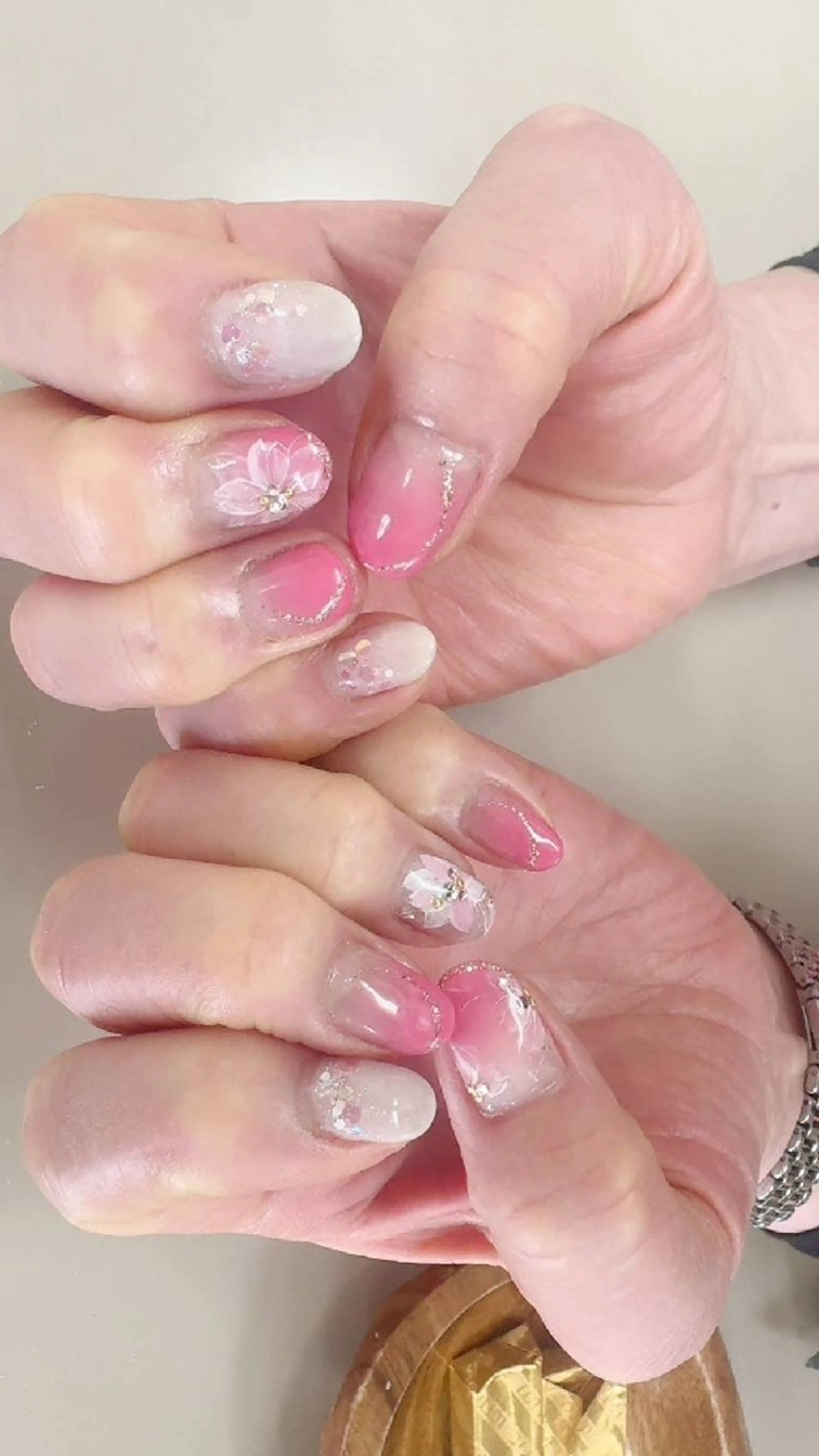 ネイル Fleur 【フルール】のネイルデザイン