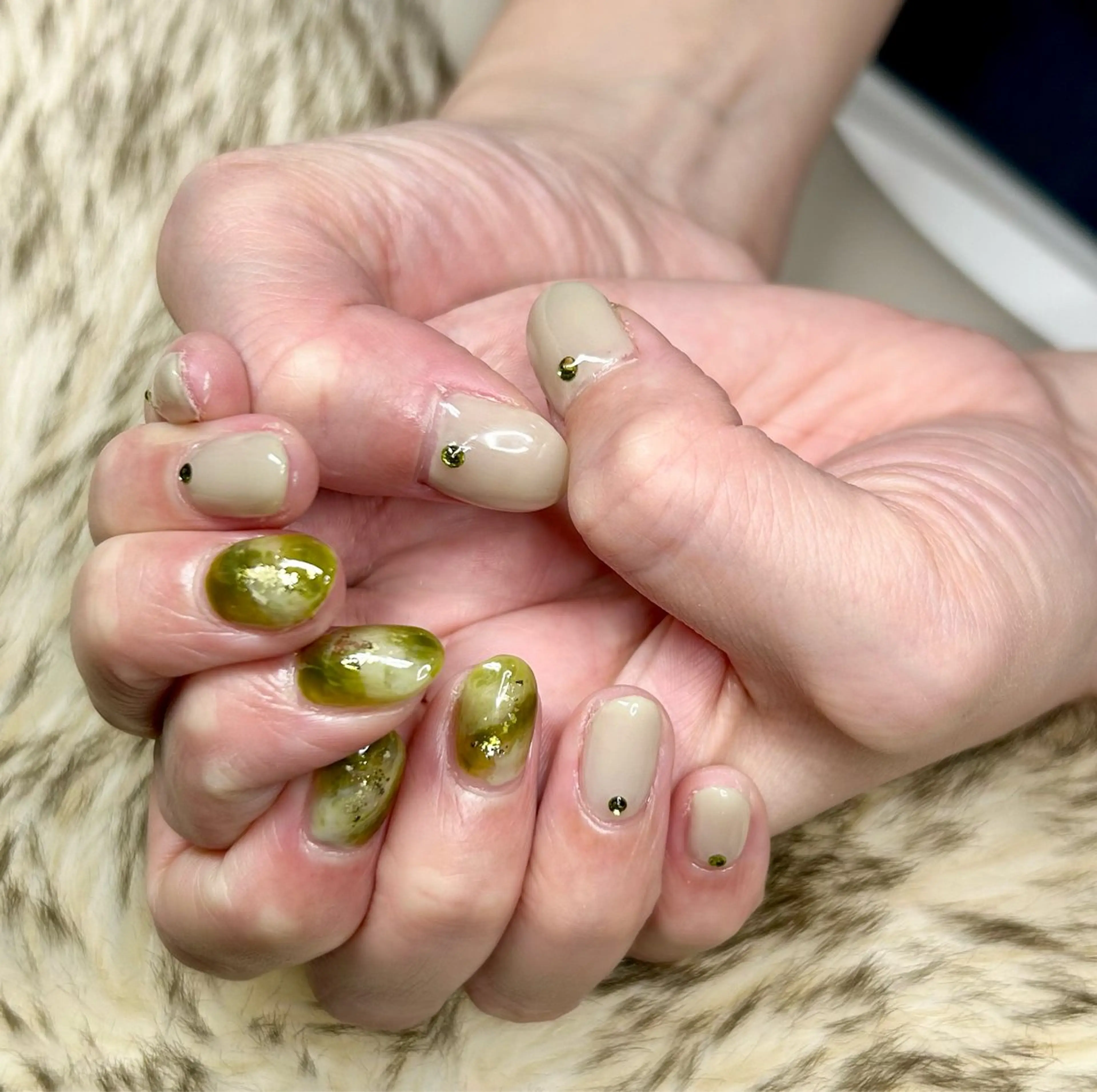 ネイル nailroom HARU.のネイルデザイン