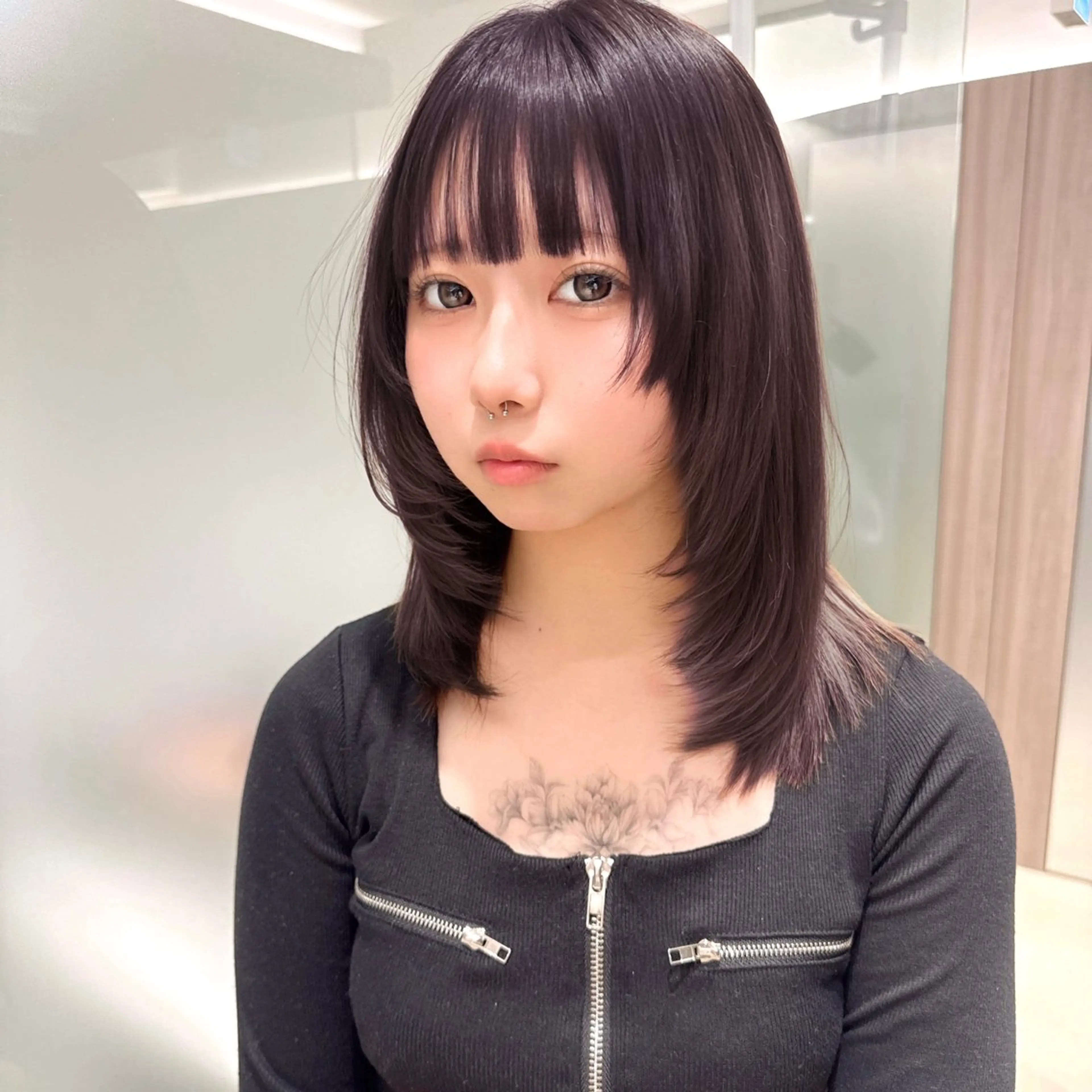 ミディアム カット ヘアカラー 縮毛矯正 トリートメント 癖毛救済✂️ボブ /髪質改善ストレートのヘアスタイル